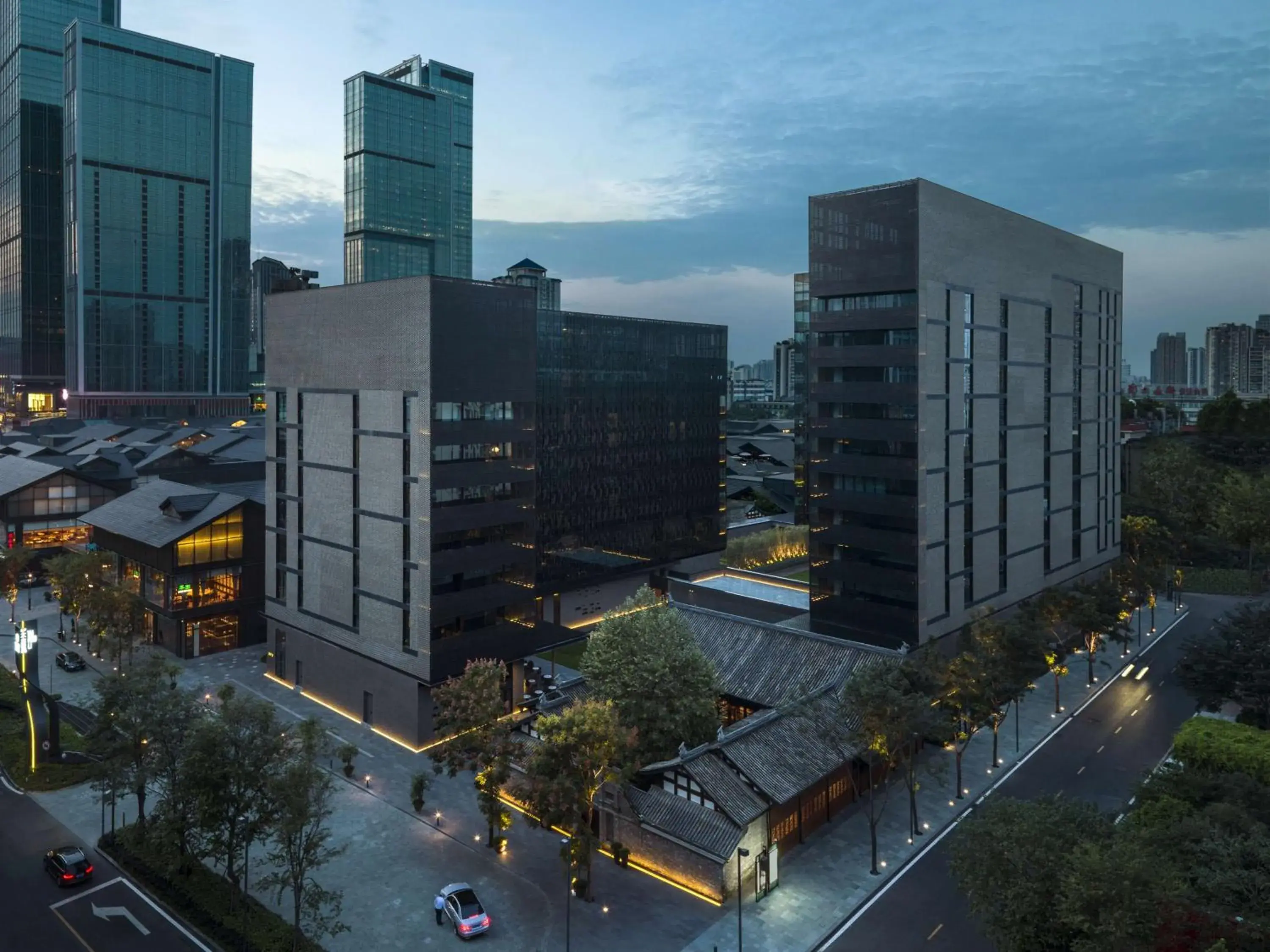 Property building in The Temple House Property building in The Temple House