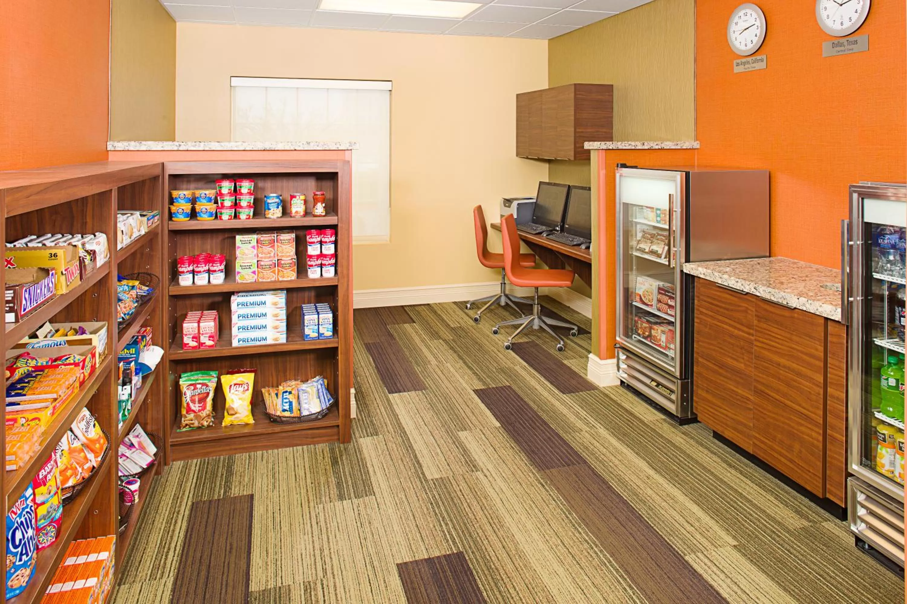 On-site shops in Hyatt House Dallas Las Colinas