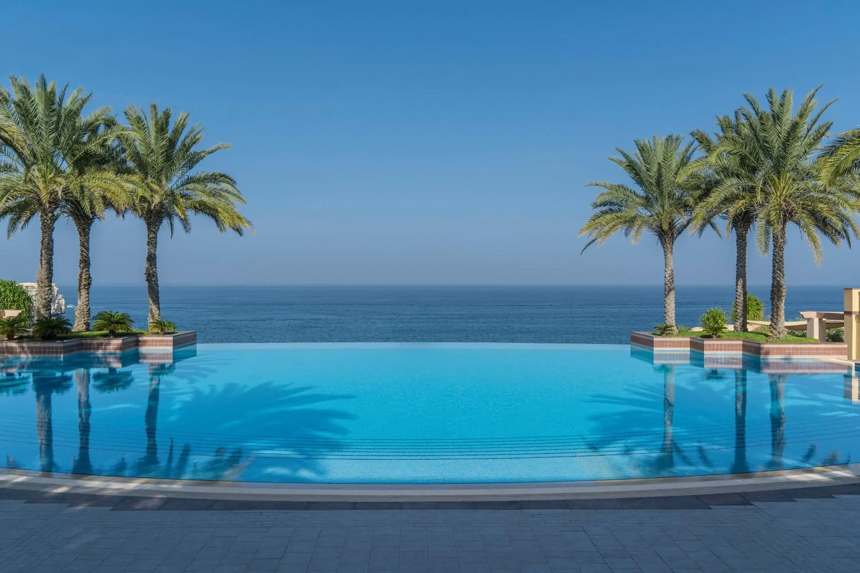 Pool view, Swimming Pool in Shangri-La Al Husn Resort & Spa