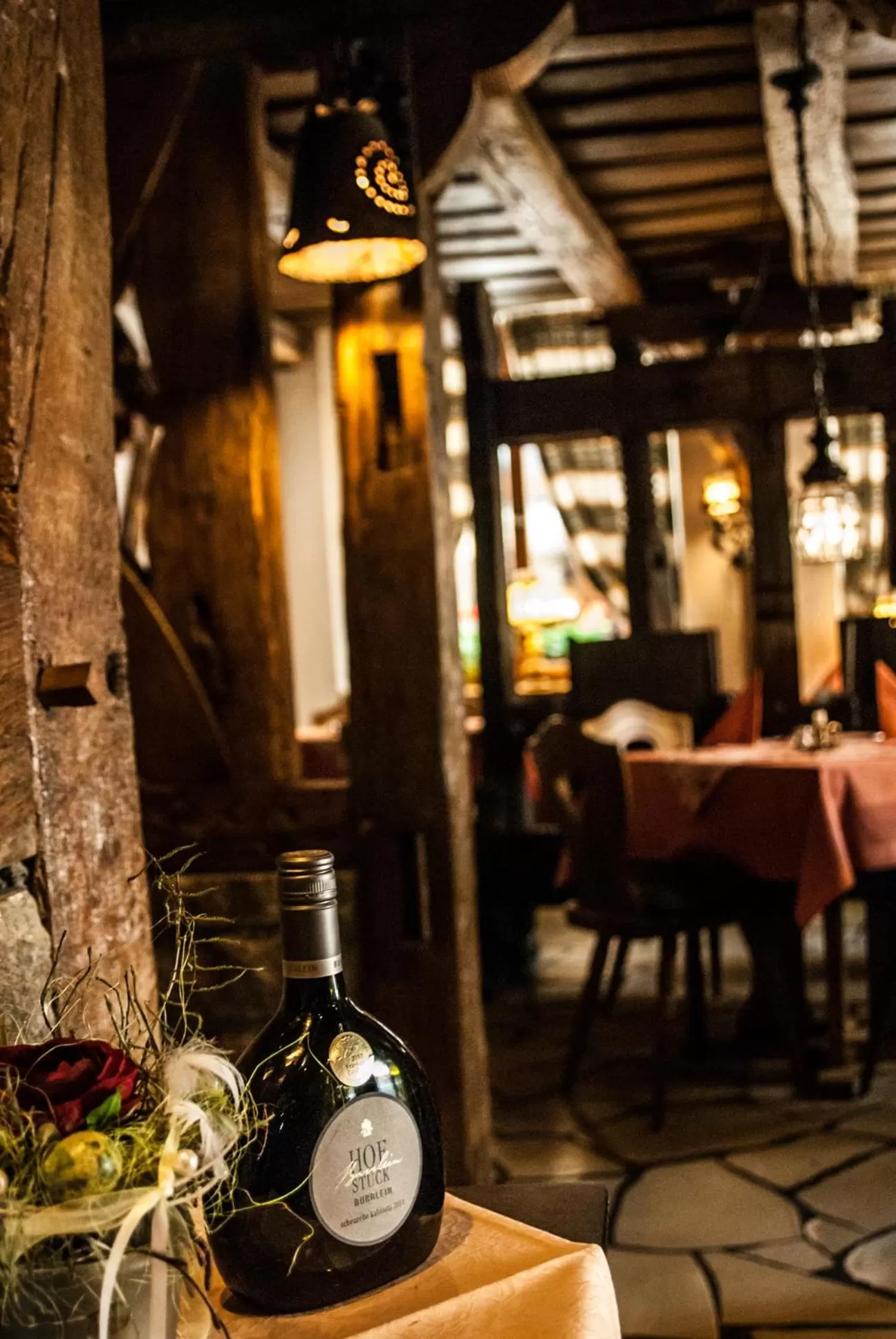 Restaurant/places to eat in Bayerischer Hof