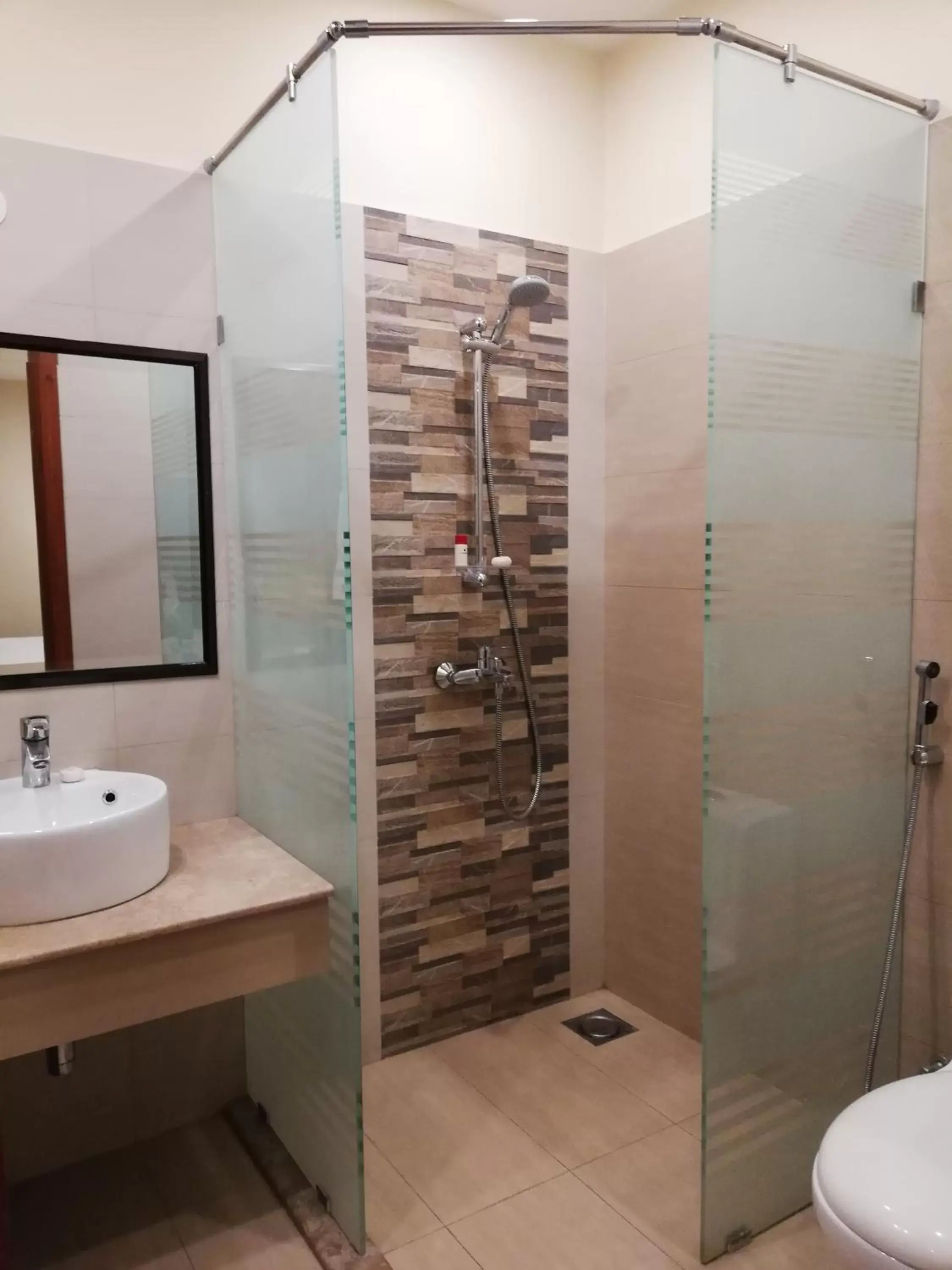 Bathroom in Avari Xpress Faisalabad