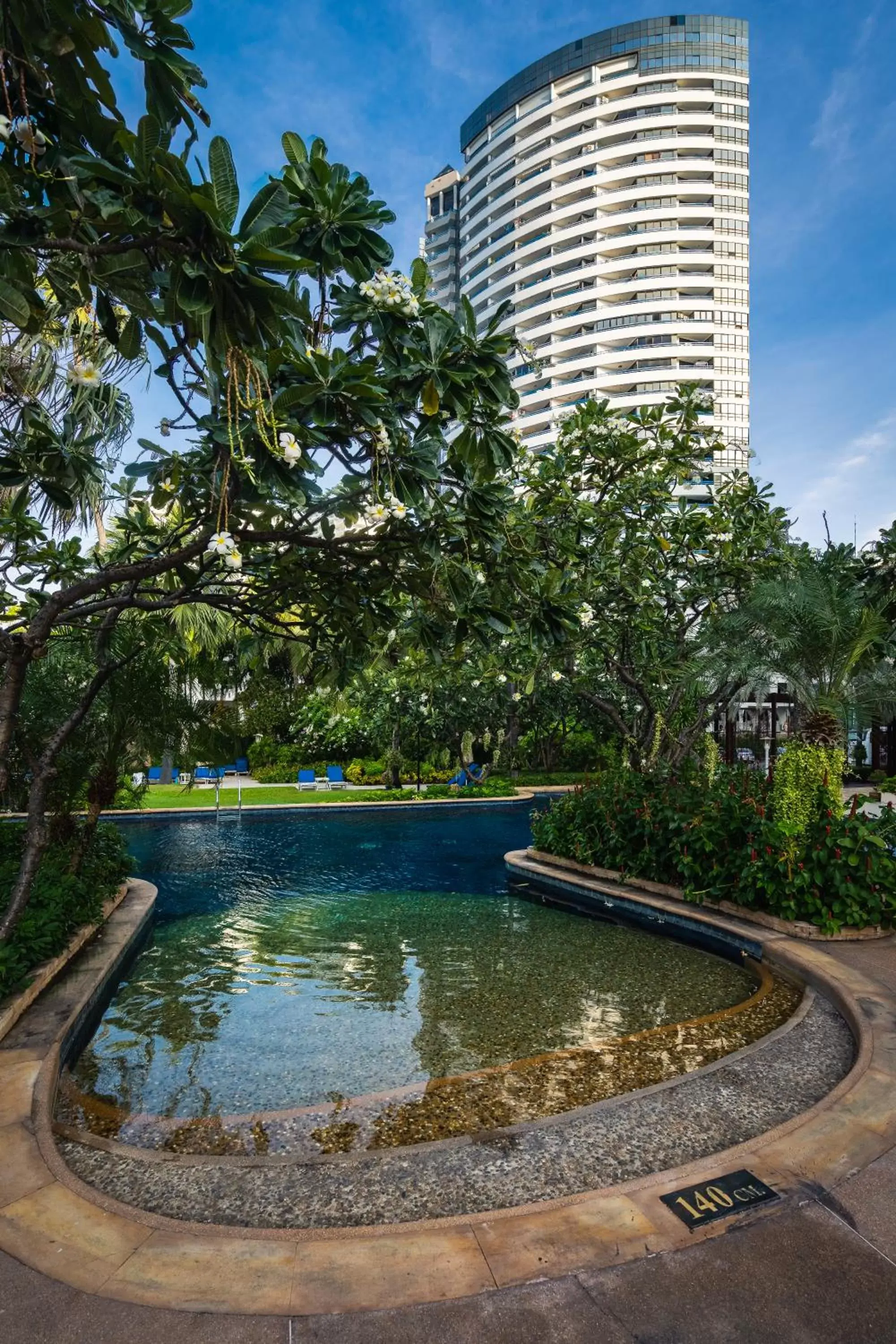 Garden, Swimming Pool in Jomtien Palm Beach Hotel and Resort - SHA Extra Plus