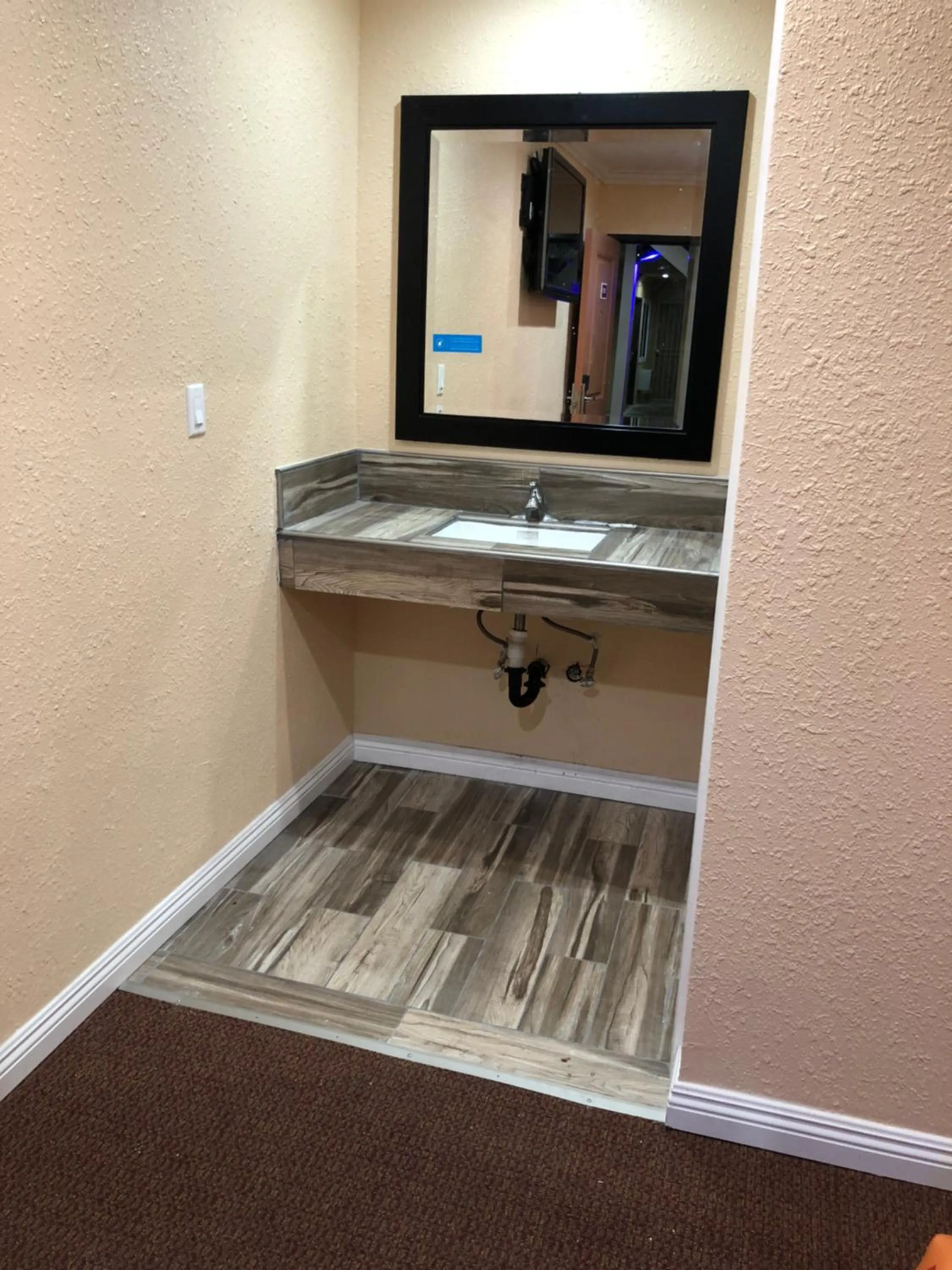 Rosa Bell Motel - Los Angeles