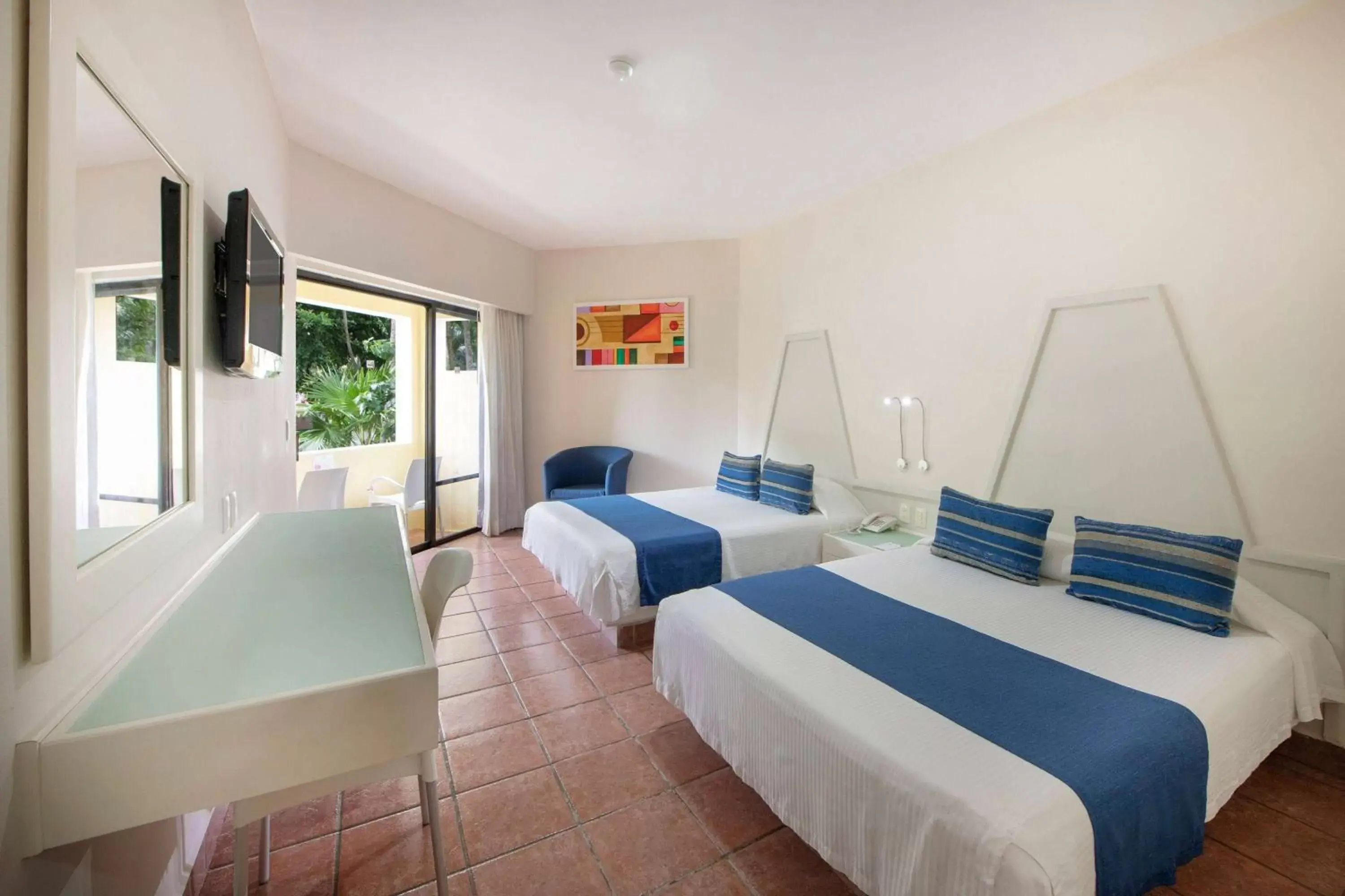 Photo of the whole room, Bed in Viva Maya by Wyndham, A Trademark All Inclusive Resort Photo of the whole room, Bed in Viva Maya by Wyndham, A Trademark All Inclusive Resort