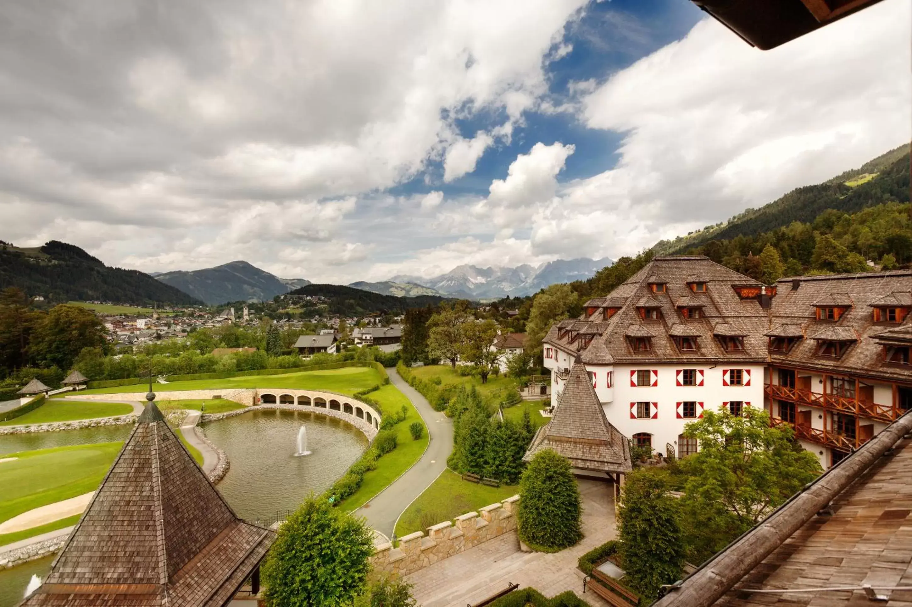 Mountain view, Bird's-eye View in A-ROSA Kitzbühel