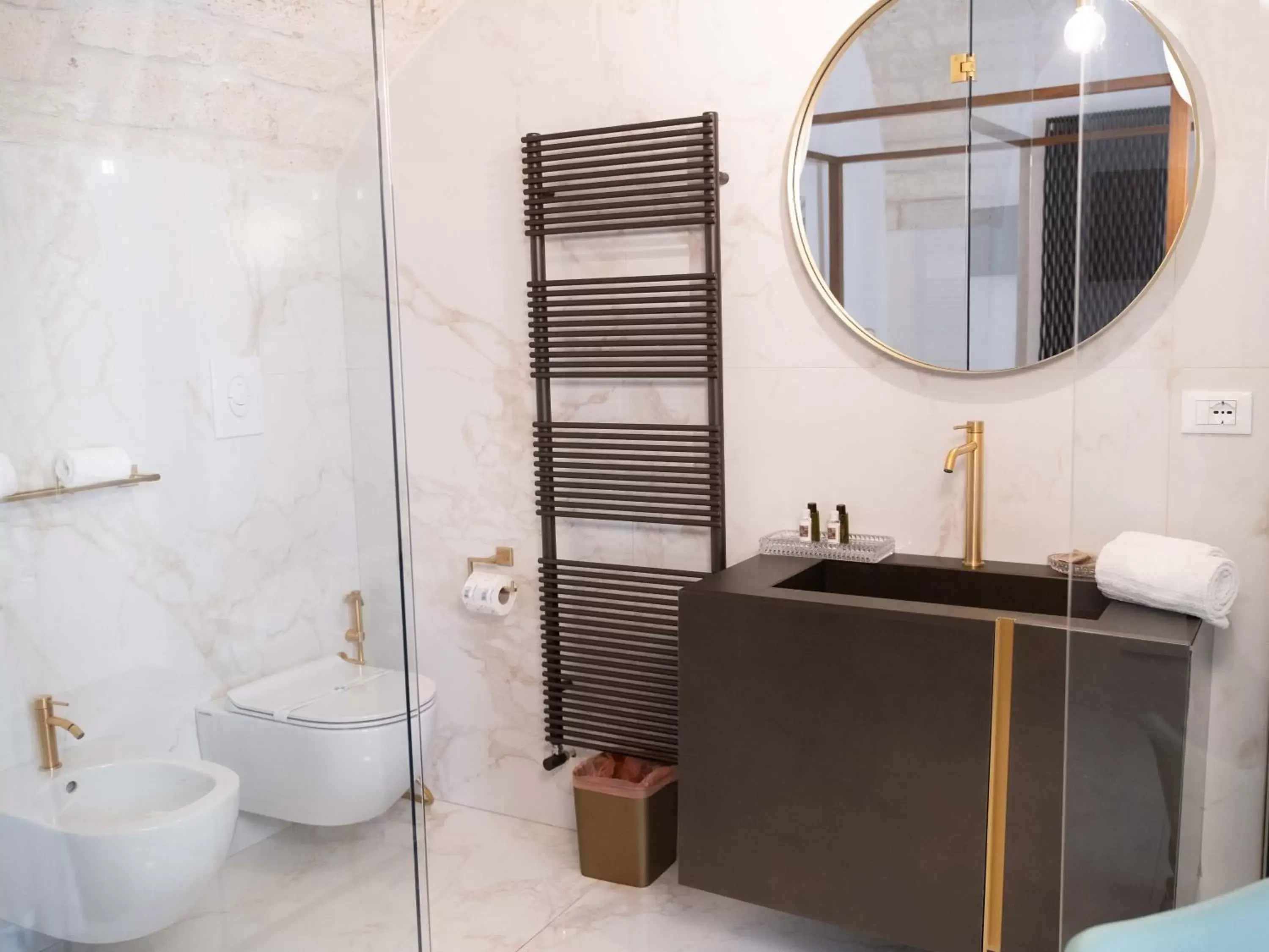 Bathroom in Dama Bianca Boutique Hotel Ostuni