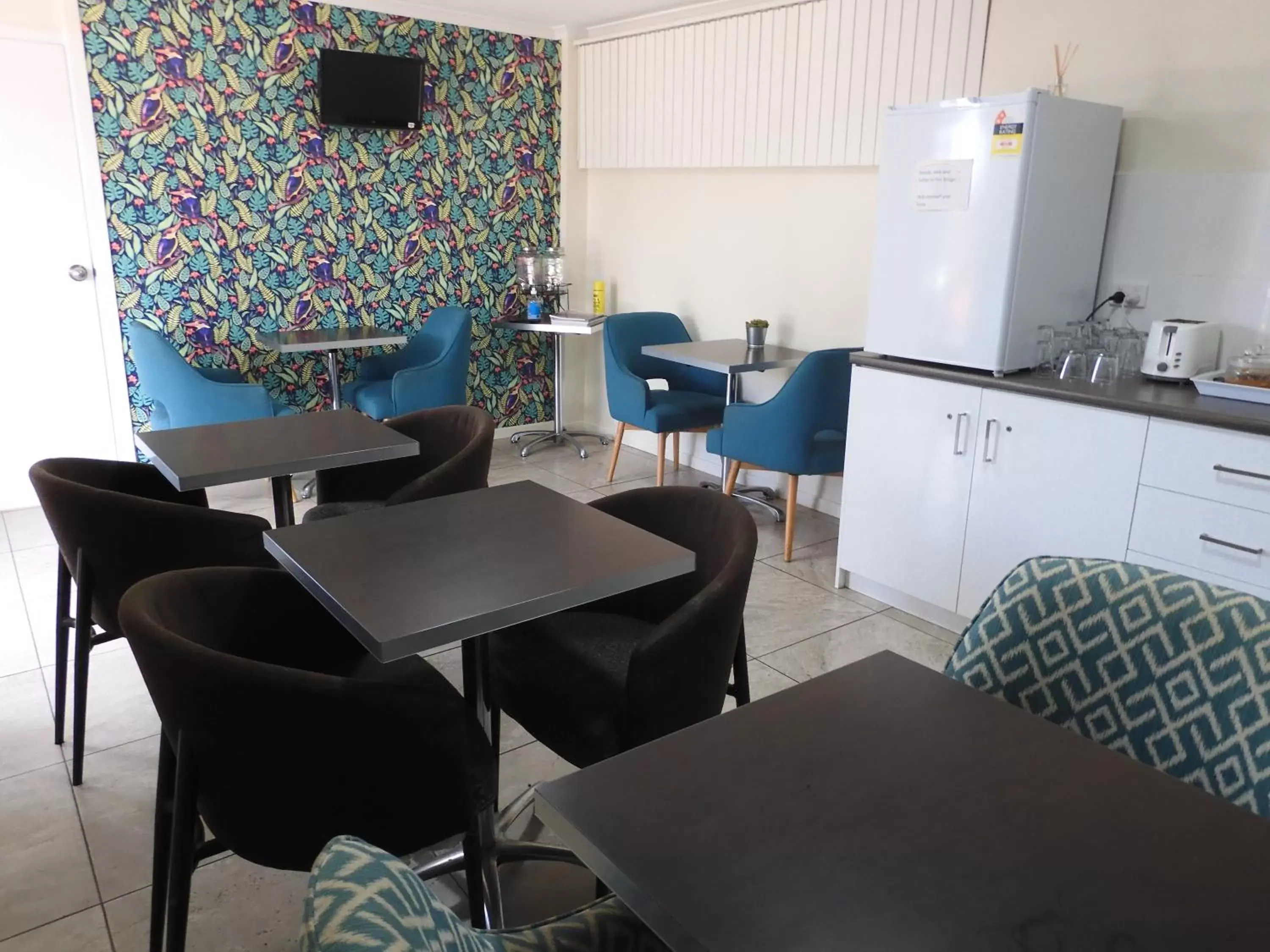 Seating area in Dalby Parkview Motel