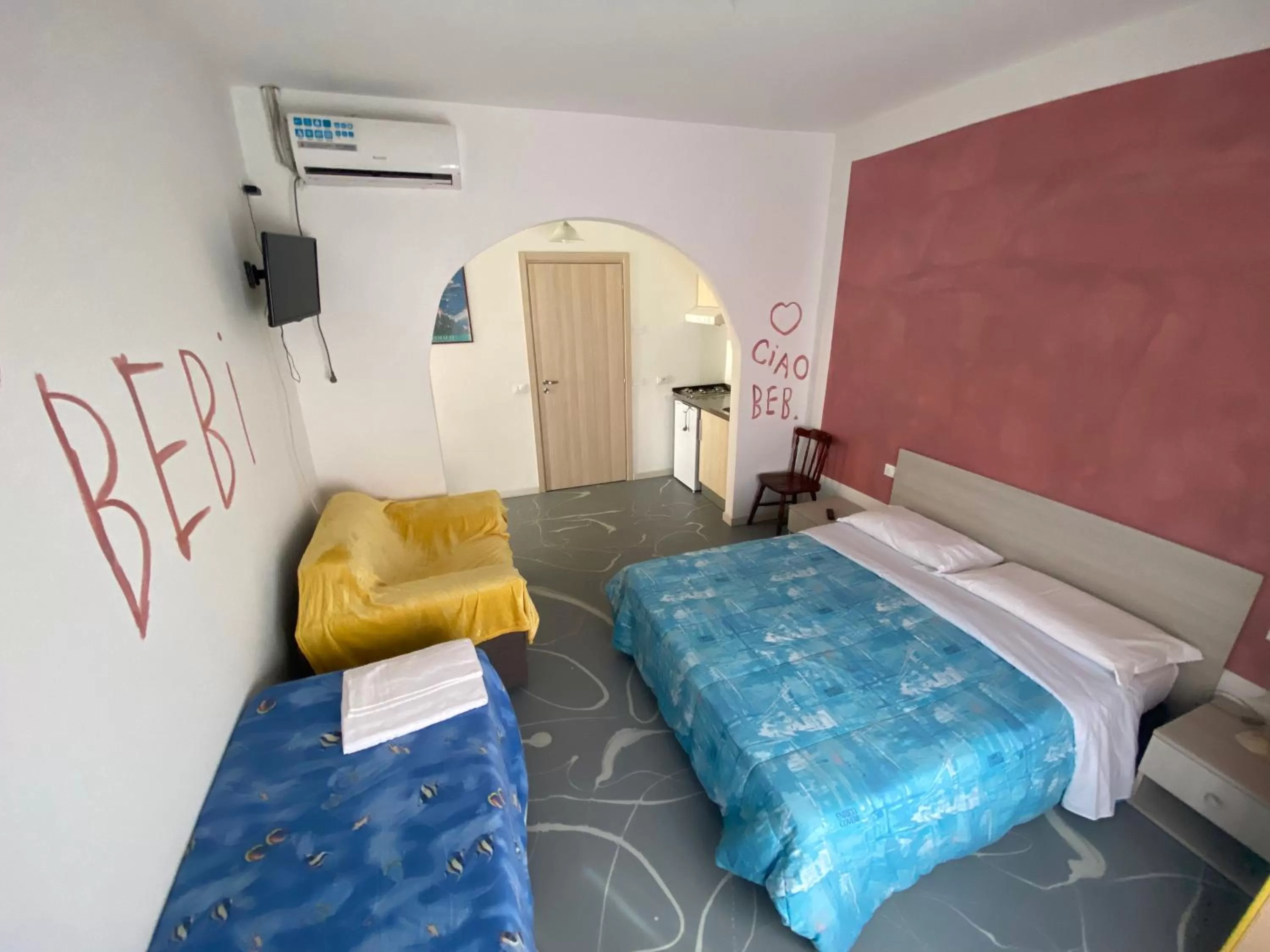 Bed in Macloud pub B&B