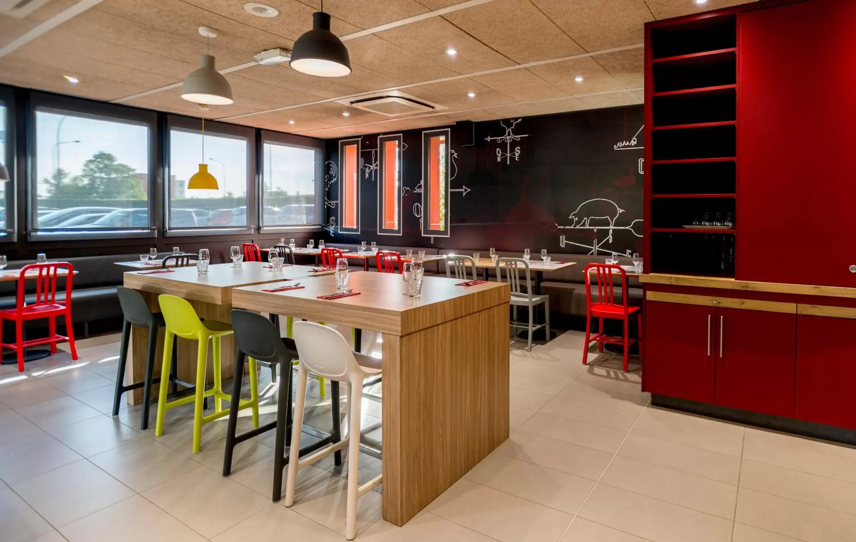 Restaurant/places to eat, Lounge/Bar in ibis Toulouse Aeroport