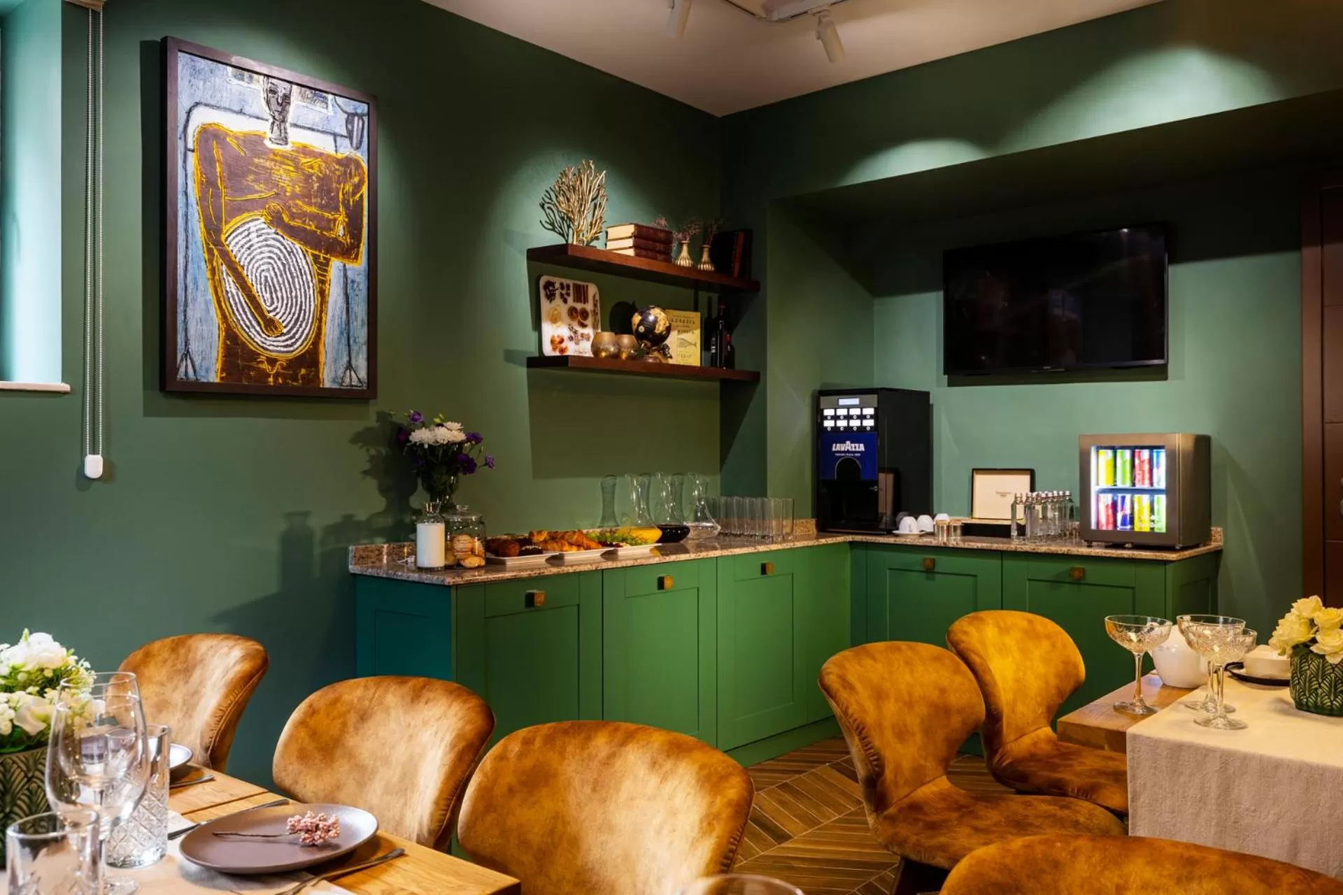 Restaurant/places to eat in Gallery 37 Powered by ASTON