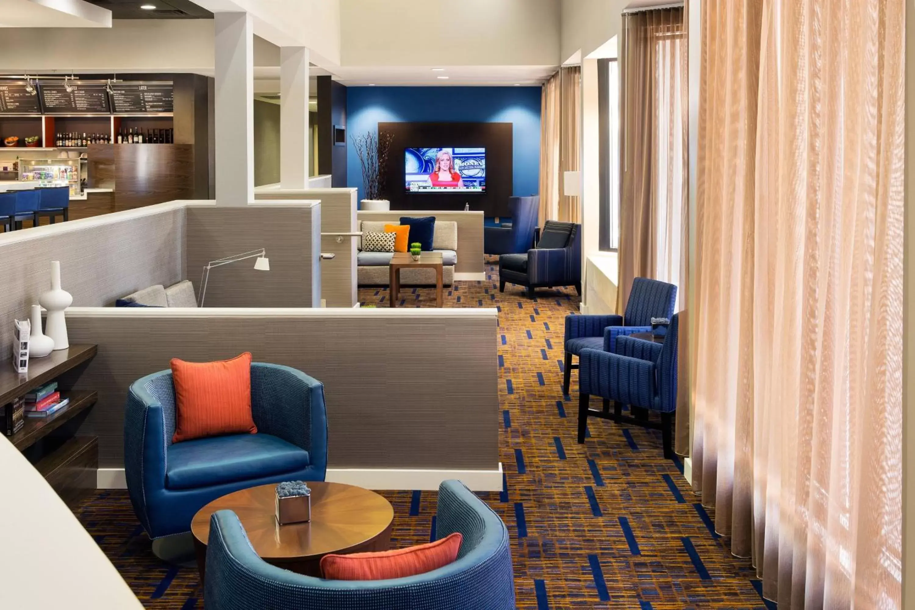 Lobby or reception, Lounge/Bar in Courtyard by Marriott Phoenix North