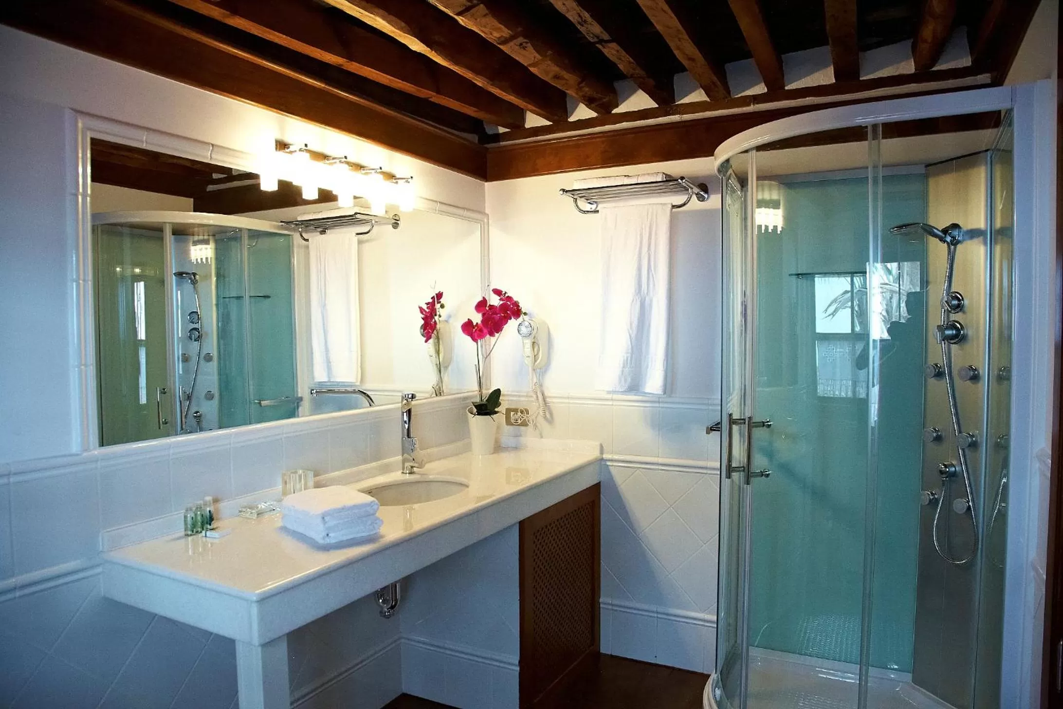Bathroom in Hotel Emblemático San Agustin