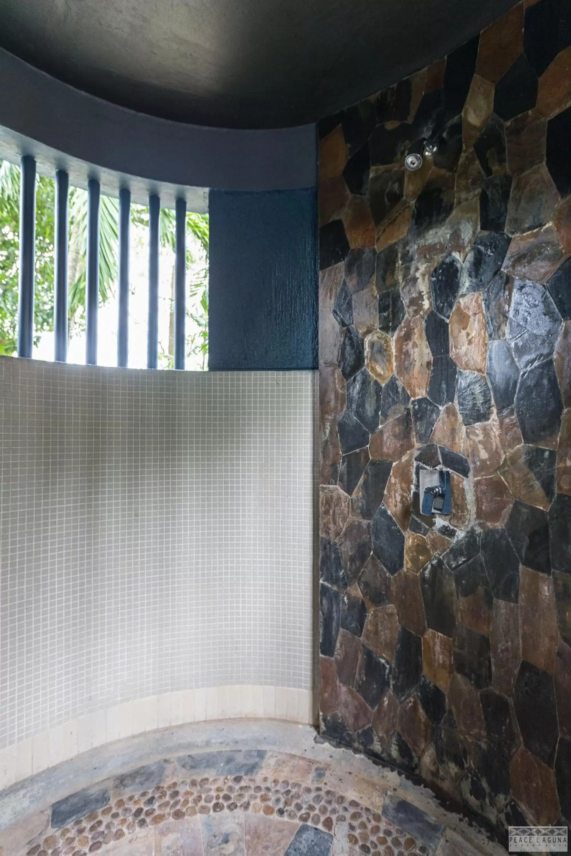 Shower in Peace Laguna Resort & Spa - SHA Extra Plus