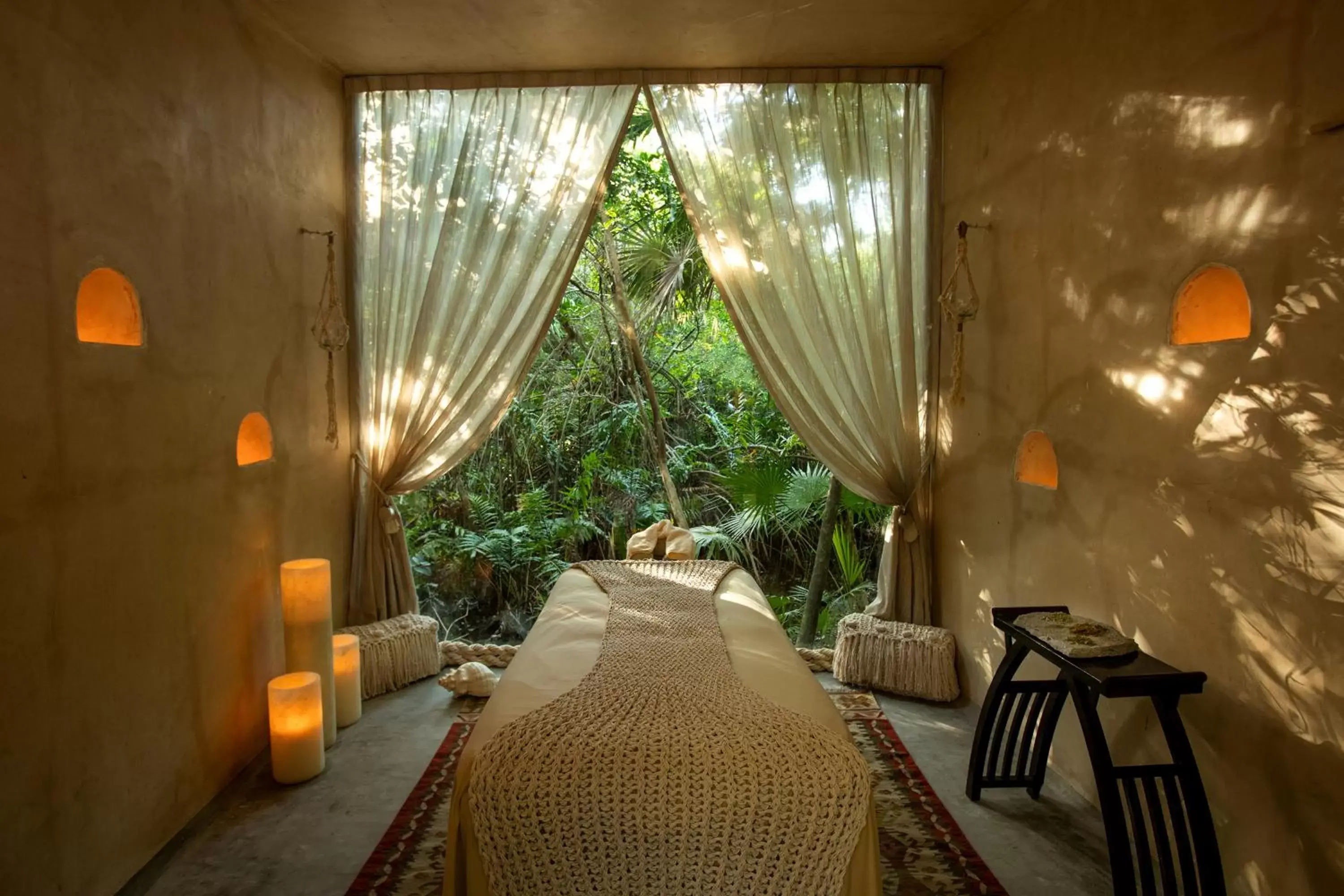 Massage, Bed in Palmaïa The House of AïA All Inclusive Wellness Resort Massage, Bed in Palmaïa The House of AïA All Inclusive Wellness Resort