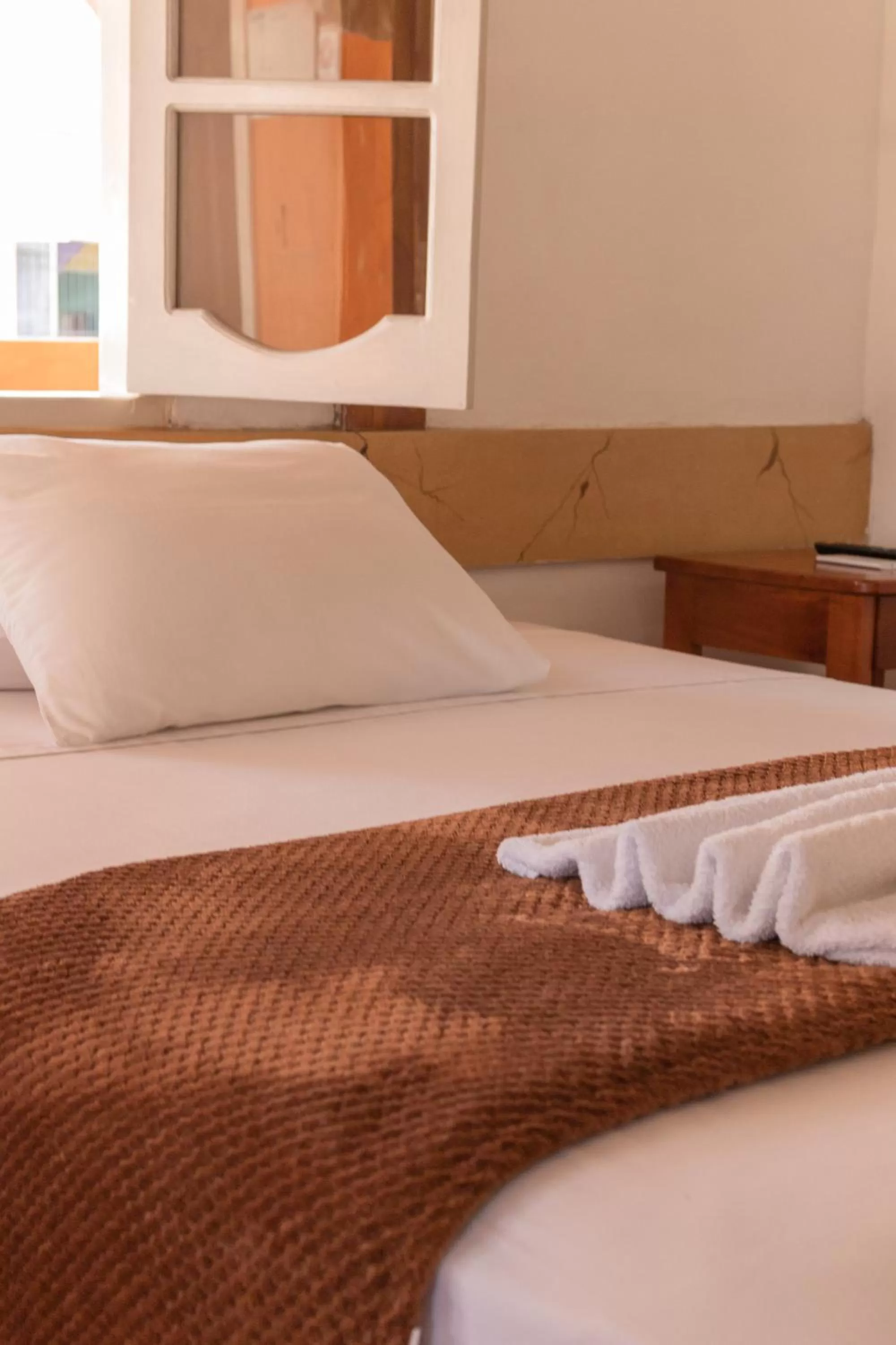 Bedroom, Bed in Hotel Crossman