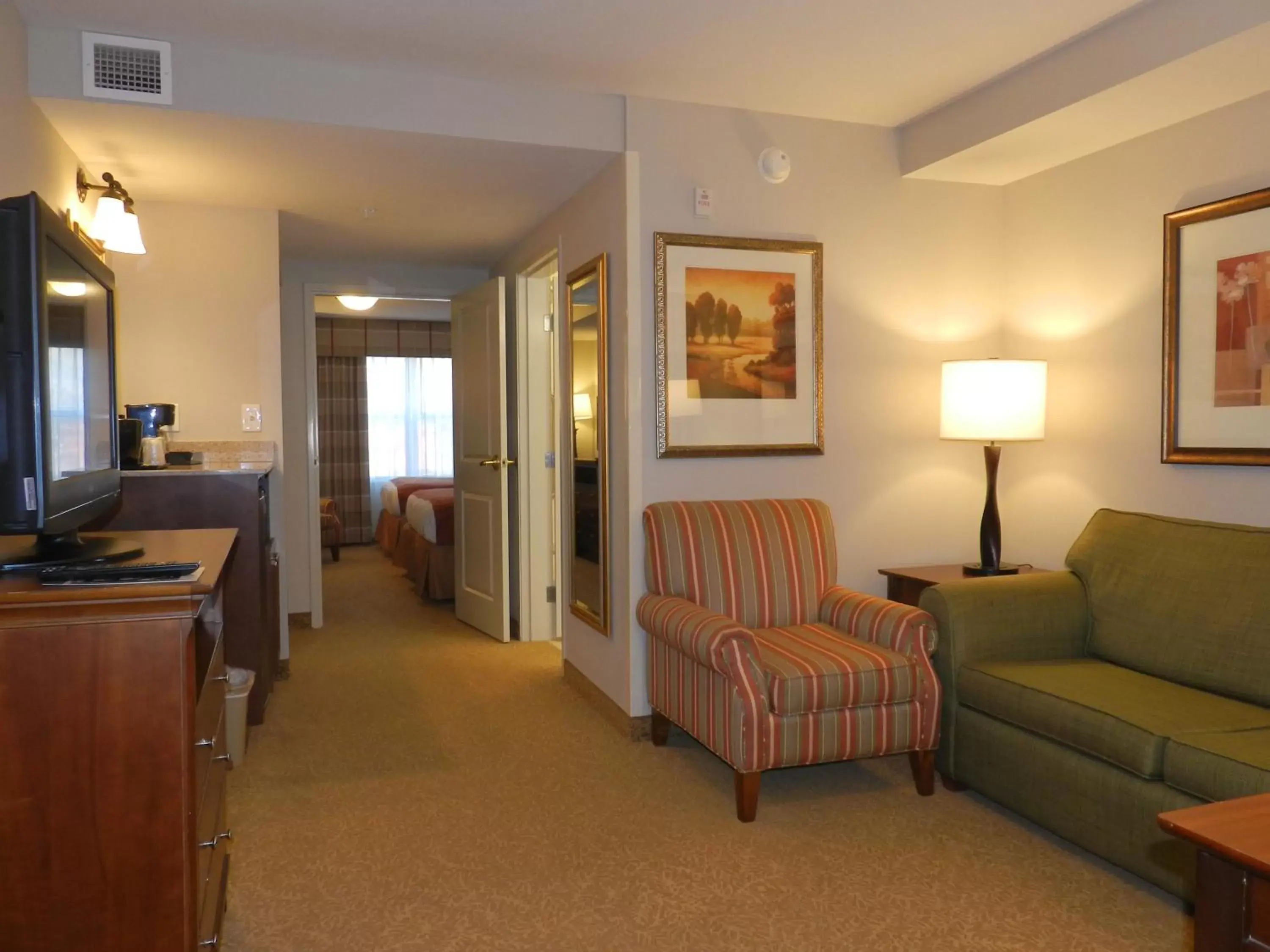 One-Bedroom Suite with Two Queen Beds and Sofa Bed - Non-Smoking in Country Inn & Suites by Radisson, Braselton, GA