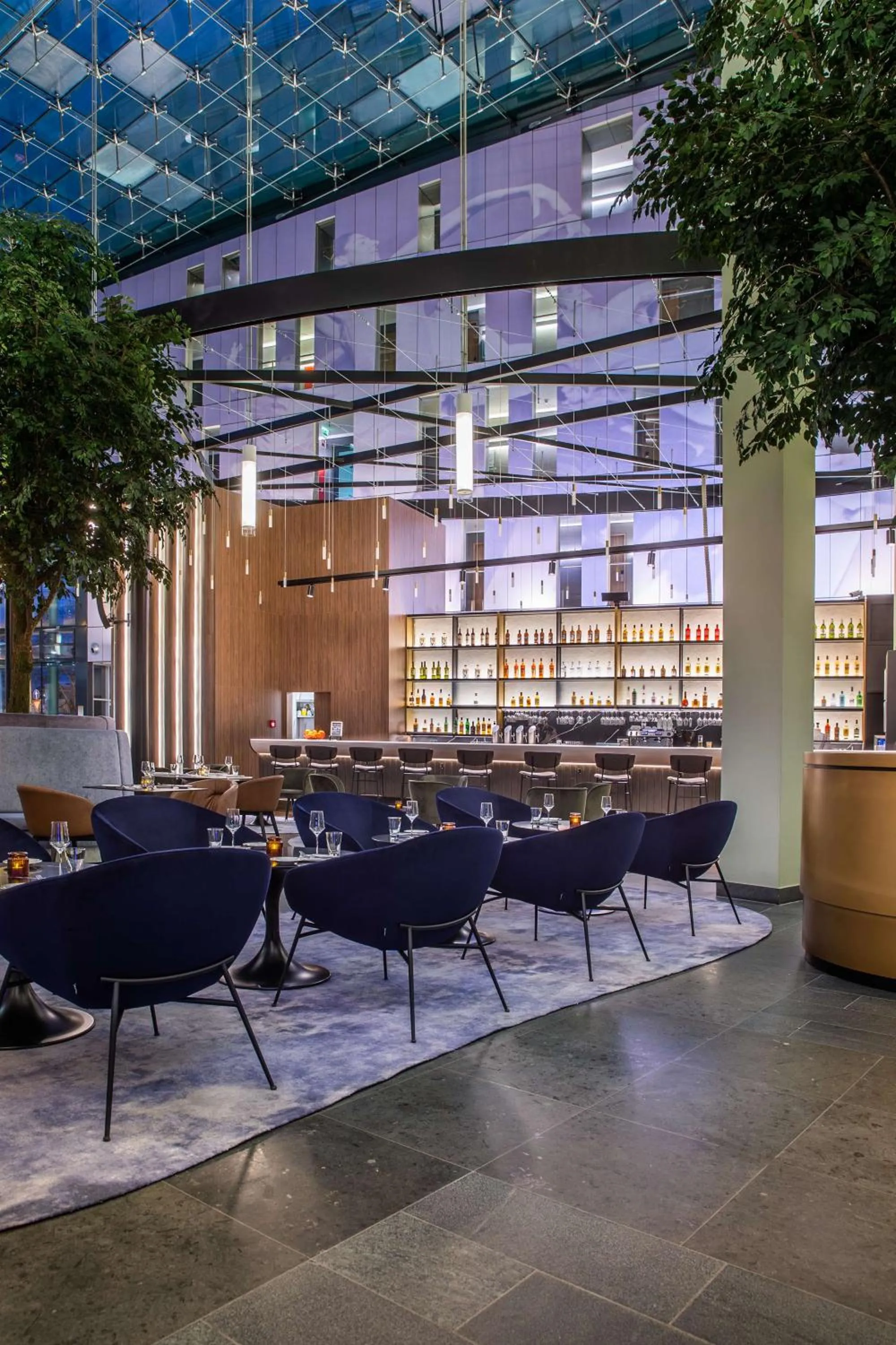 Lounge or bar in Radisson Blu Hotel Köln