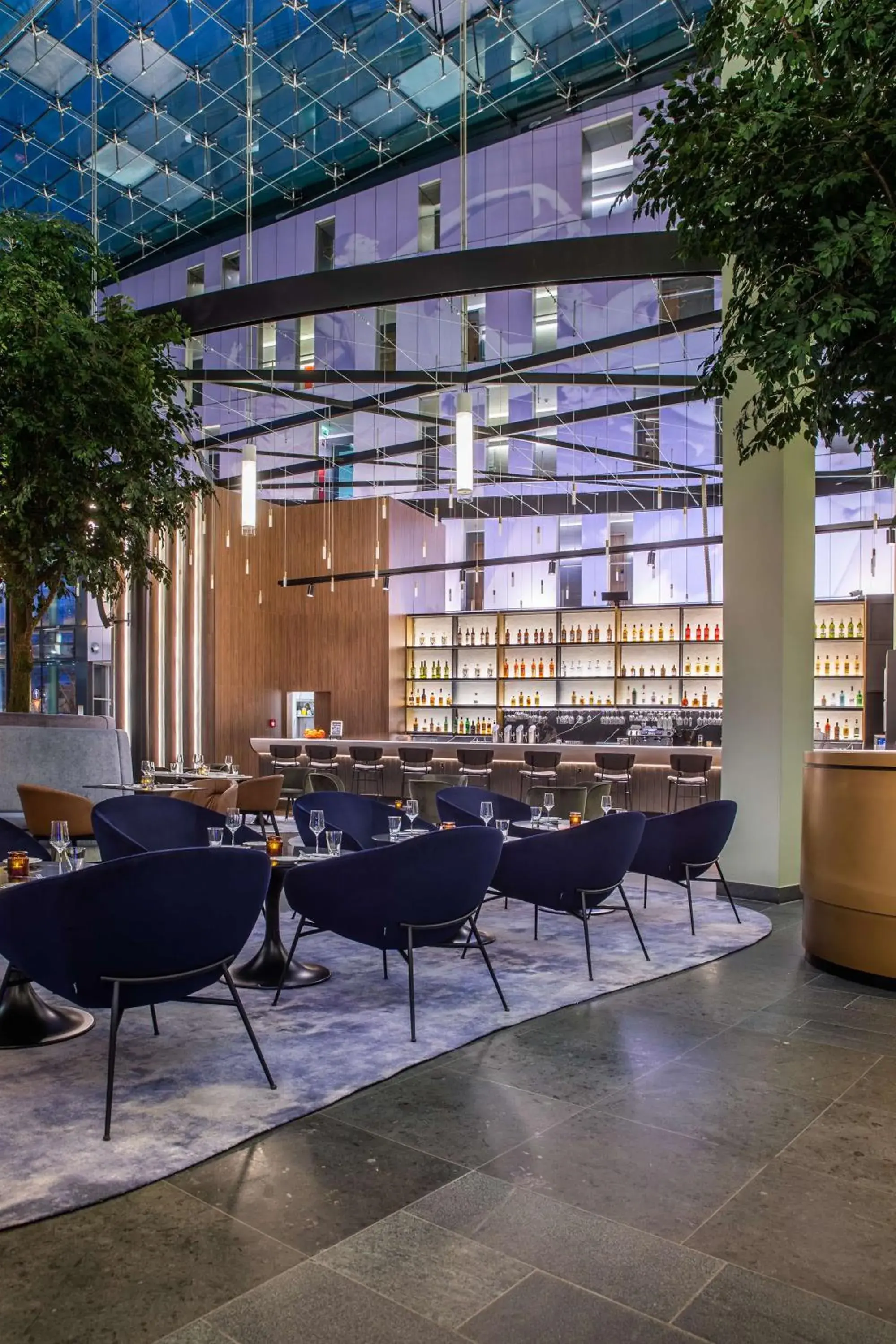 Lounge or bar in Radisson Blu Hotel Köln Lounge or bar in Radisson Blu Hotel Köln