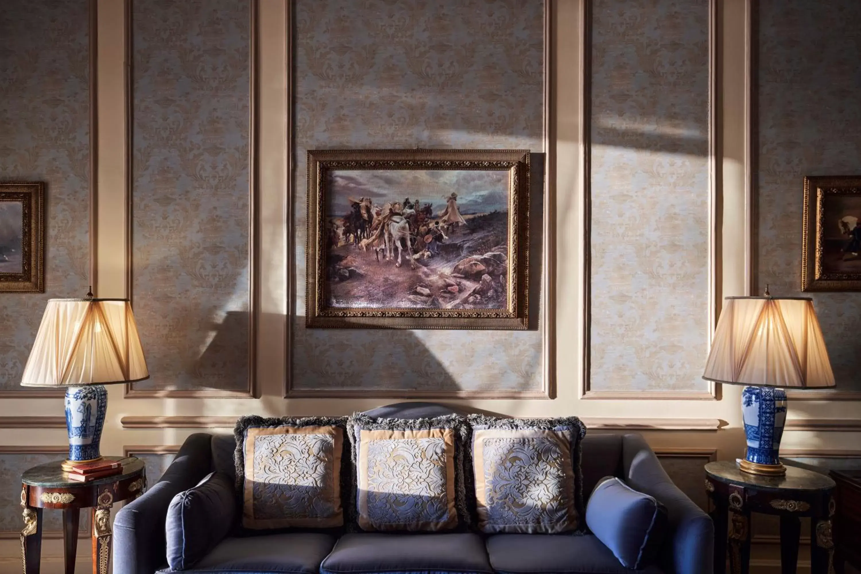 Living room, Seating Area in Sofitel Winter Palace Luxor