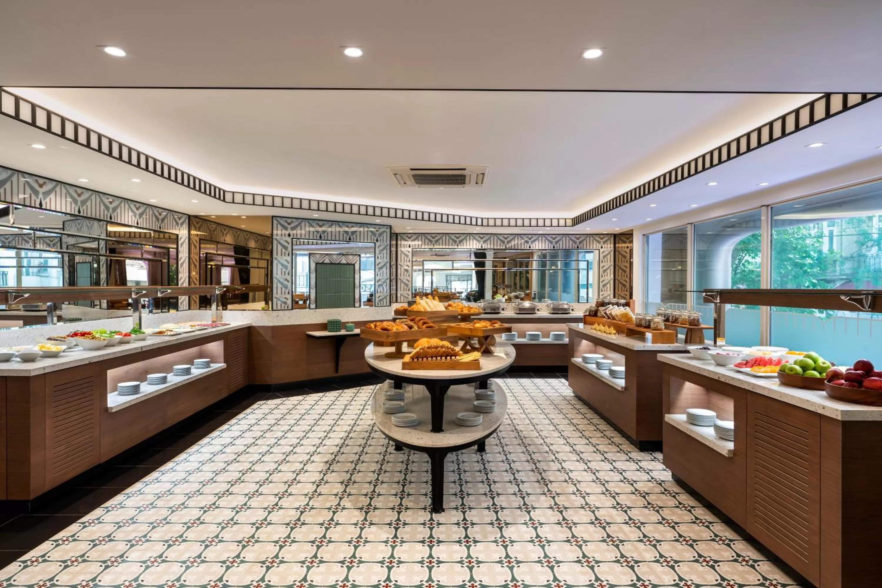 Breakfast, Restaurant/Places to Eat in Occidental Taksim