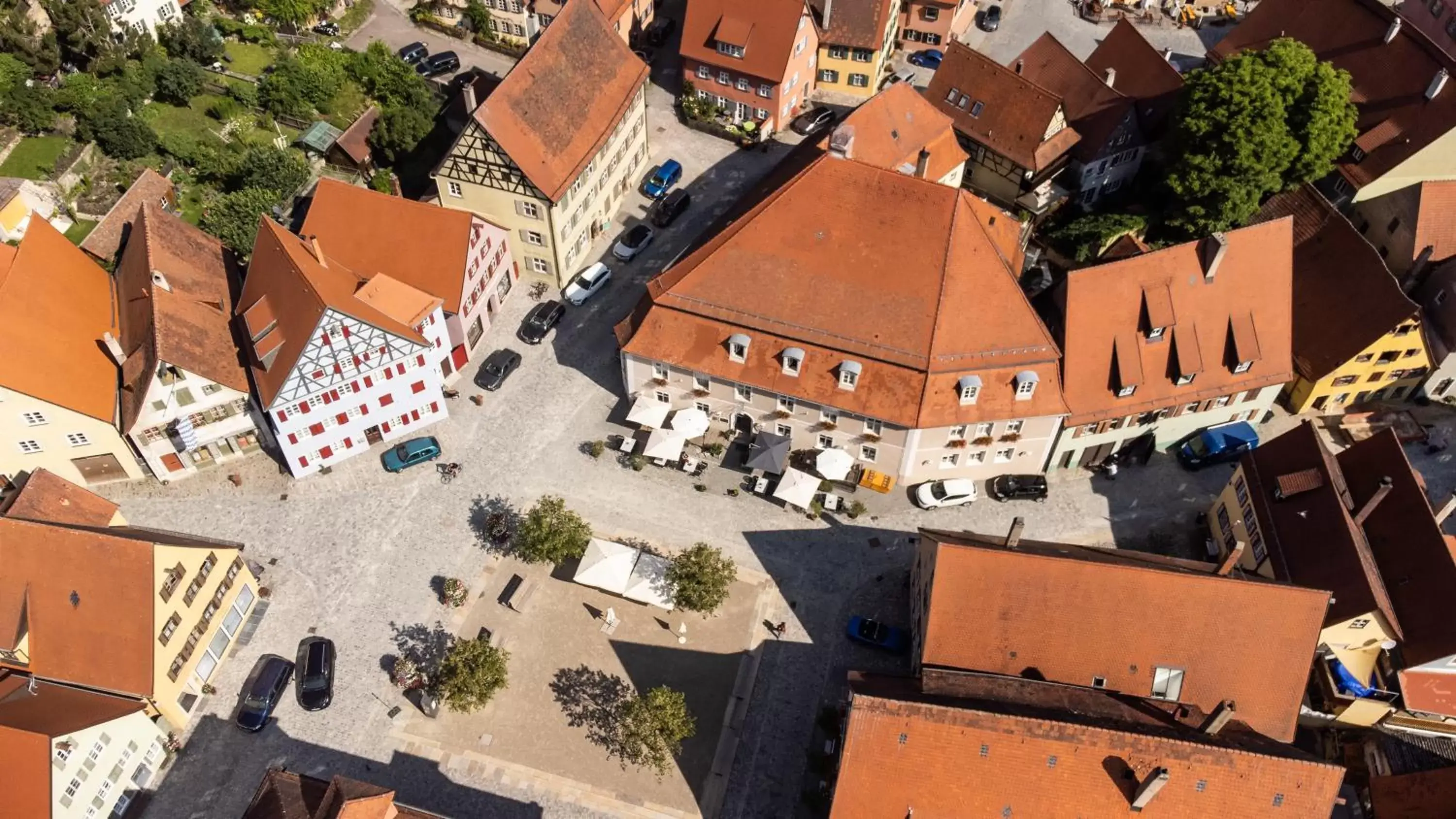 Property building, Bird's-eye View in Romantica Hotel Blauer Hecht