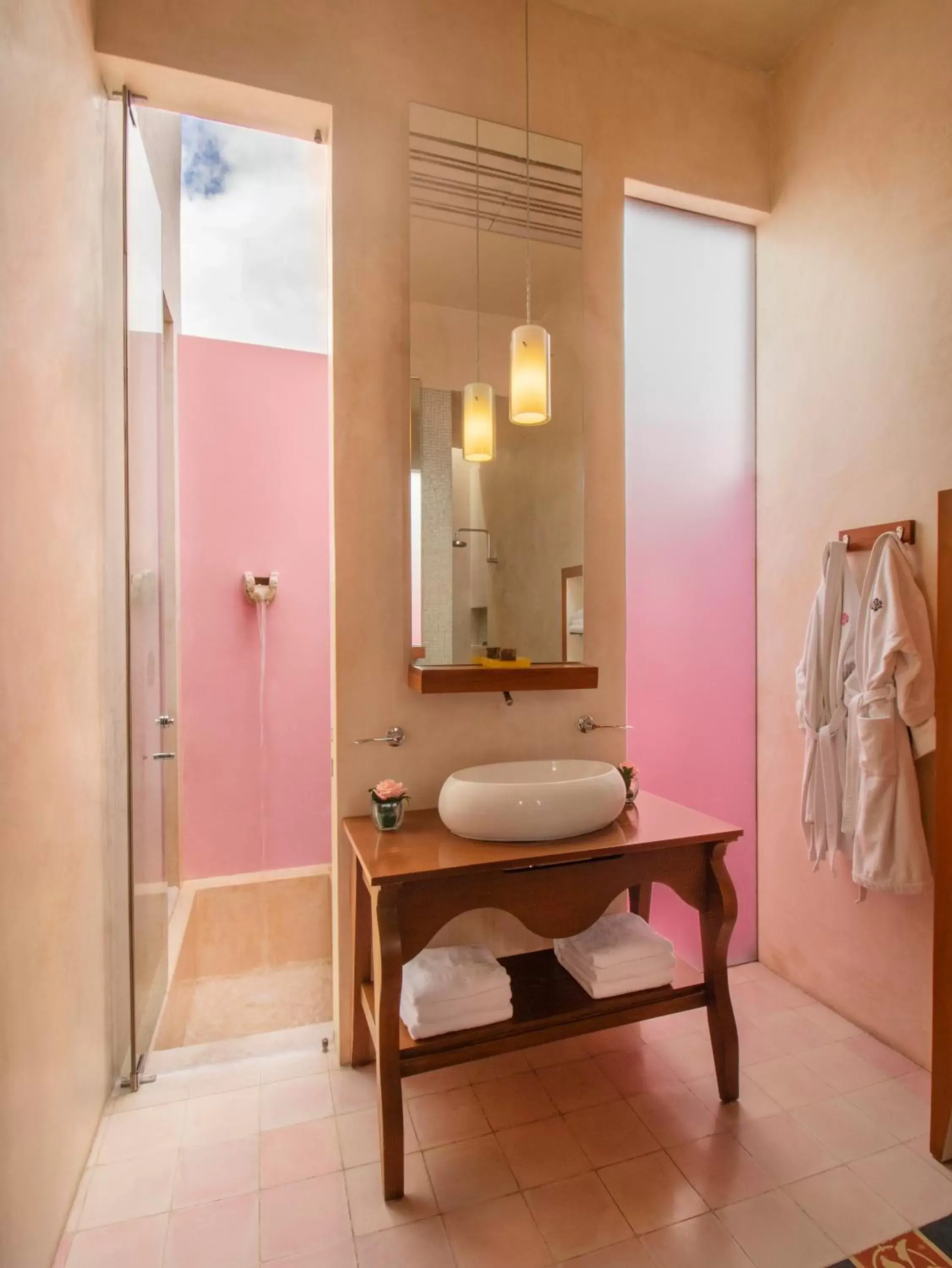 Bathroom in Rosas & Xocolate Boutique Hotel and Spa Merida, a Member of Design Hotels