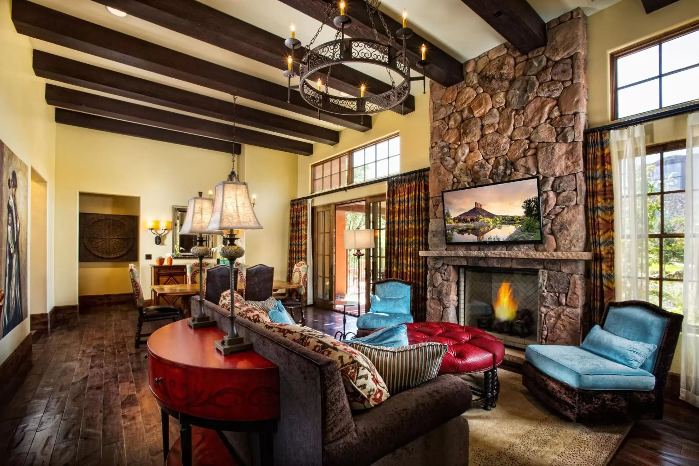 Living room, Seating Area in Gateway Canyons Resort, a Noble House Resort