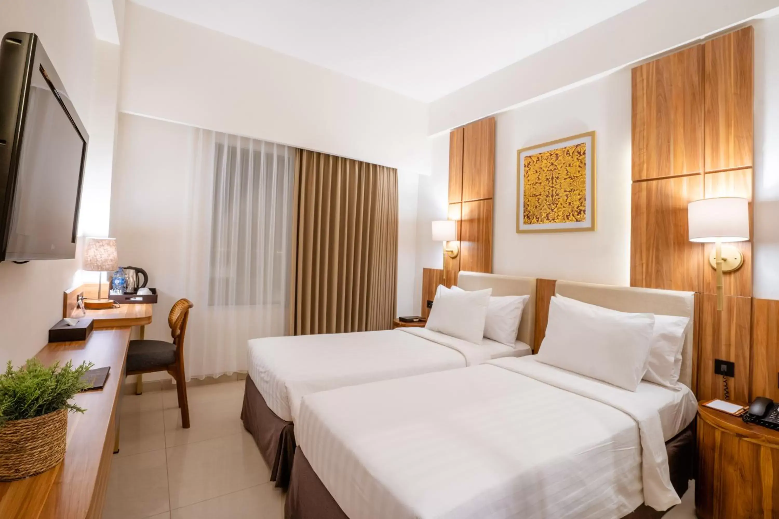 Bedroom, Bed in Crystalkuta Hotel - Bali