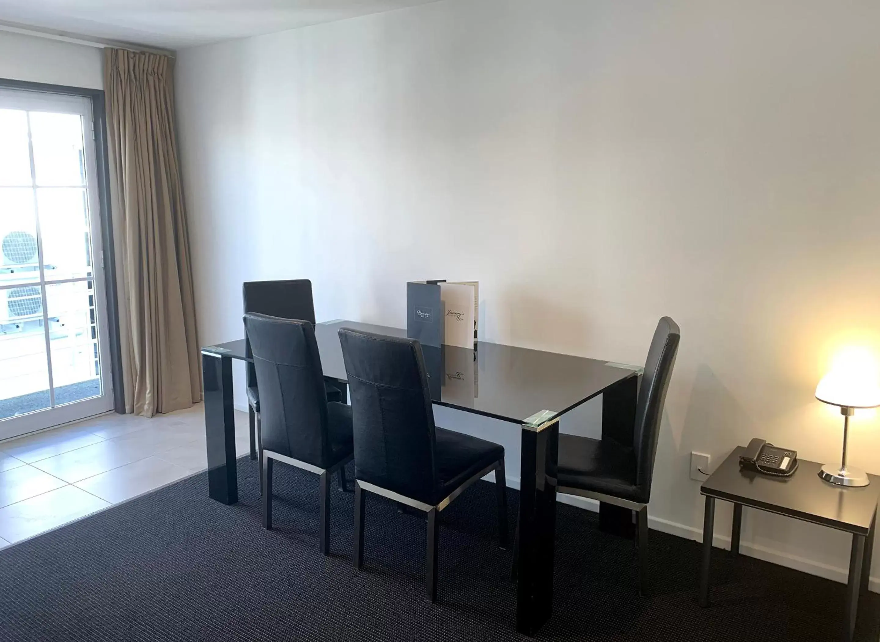 Dining Area in Pavilions Hotel