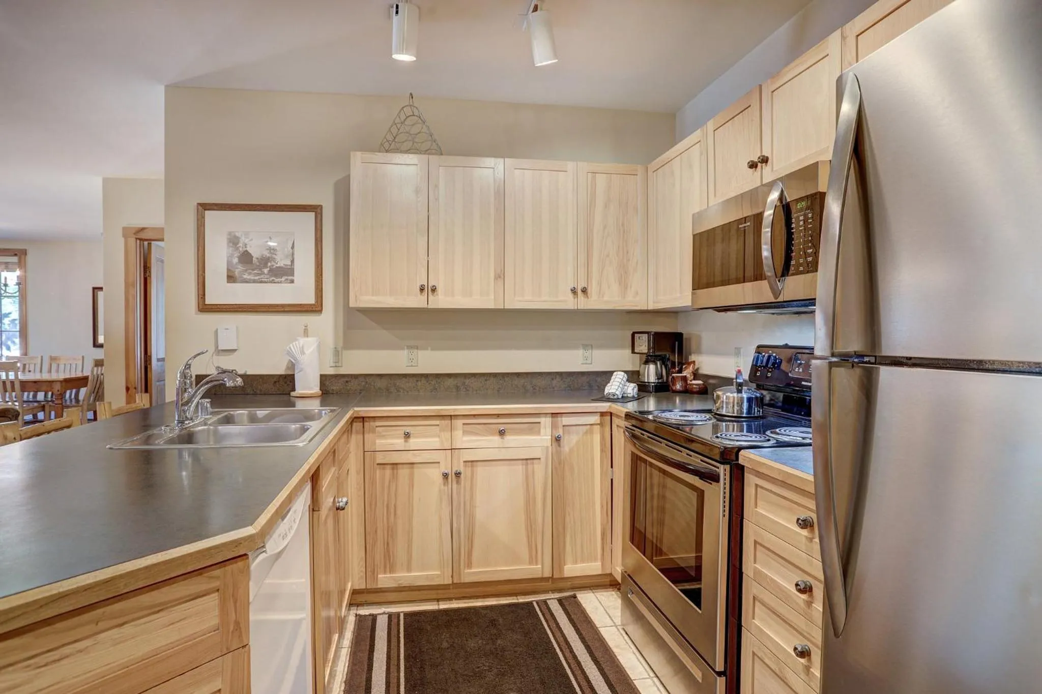 Kitchen or kitchenette, Kitchen/Kitchenette in River Run Village by Keystone Resort