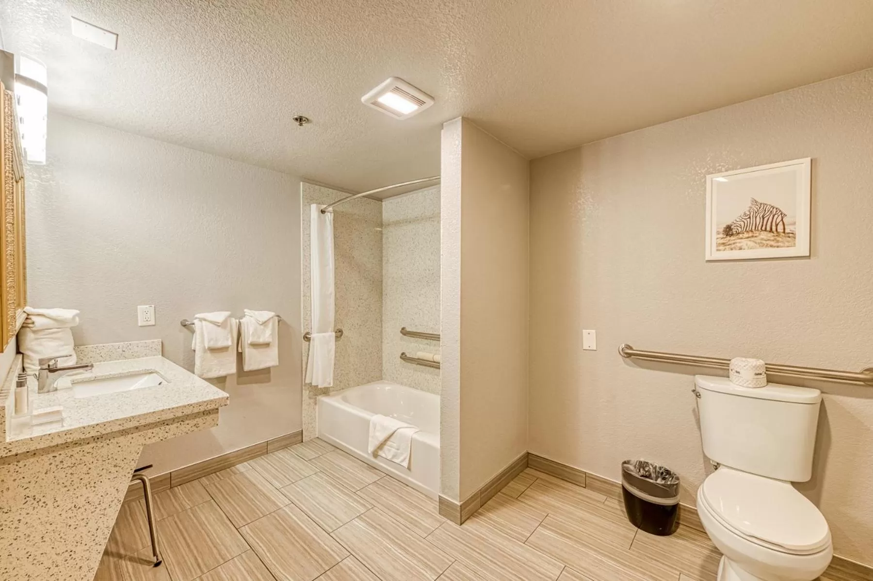 Shower in Amanzi Hotel, an Ascend Collection Hotel