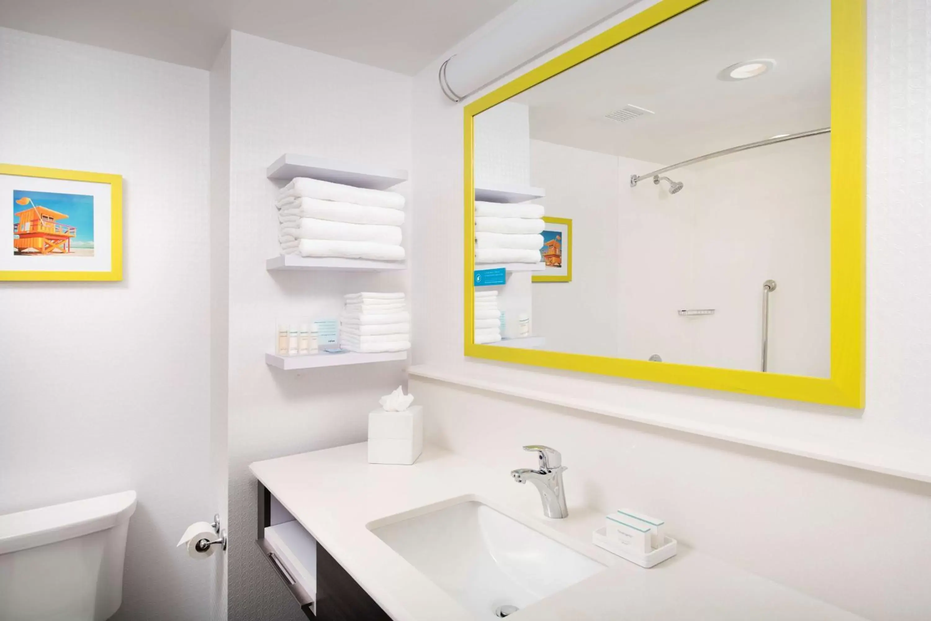 Bathroom in Hampton Inn Miami Airport East Bathroom in Hampton Inn Miami Airport East