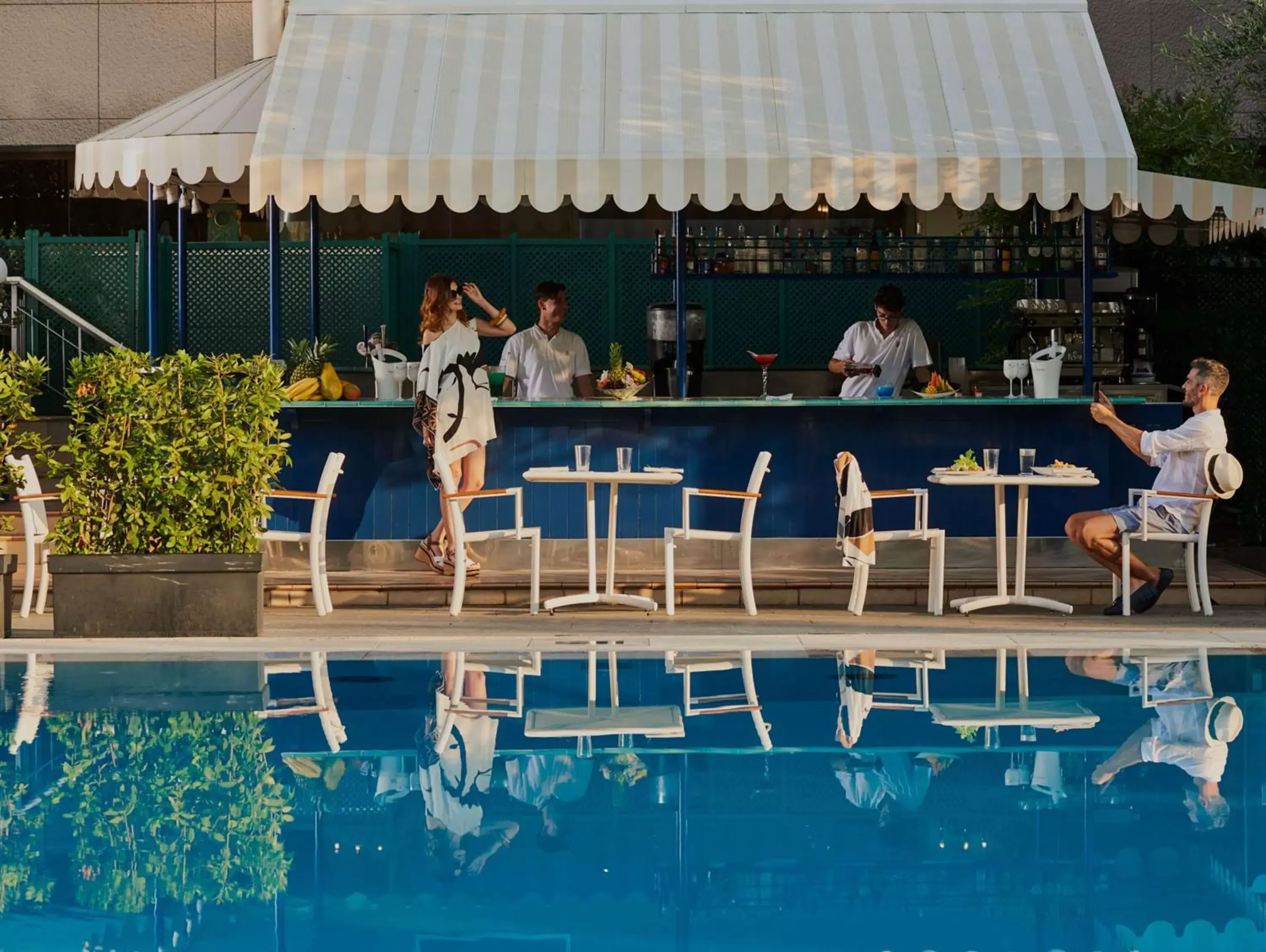 Dining area, Swimming Pool in Rome Cavalieri, A Waldorf Astoria Hotel