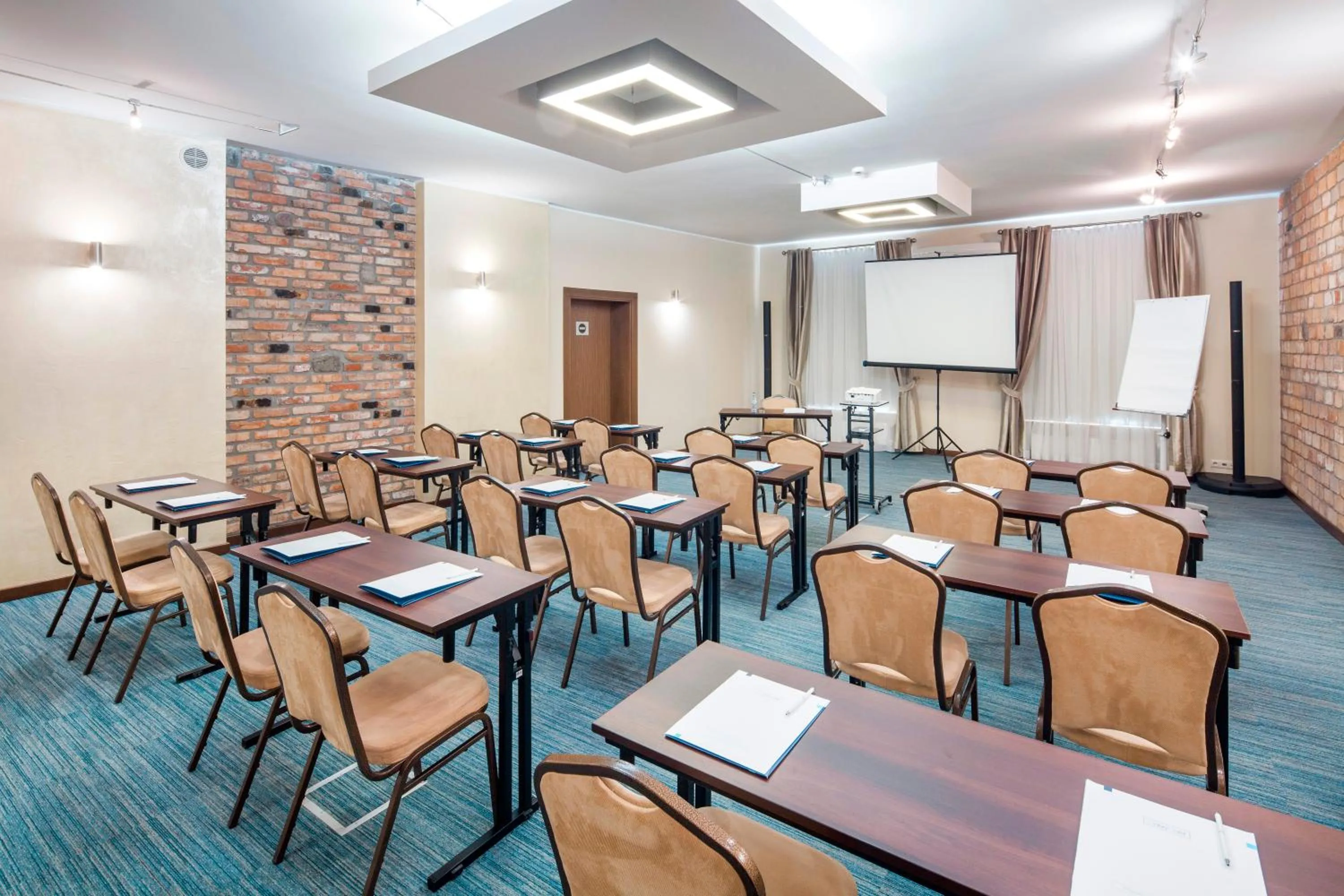 Business facilities in Hotel Bonum Old Town