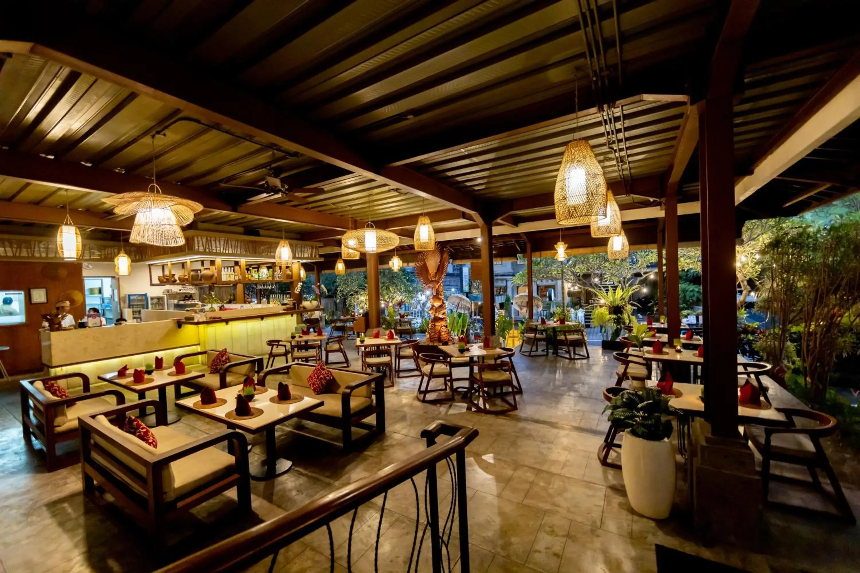 Restaurant/Places to Eat in Anumana Ubud Hotel