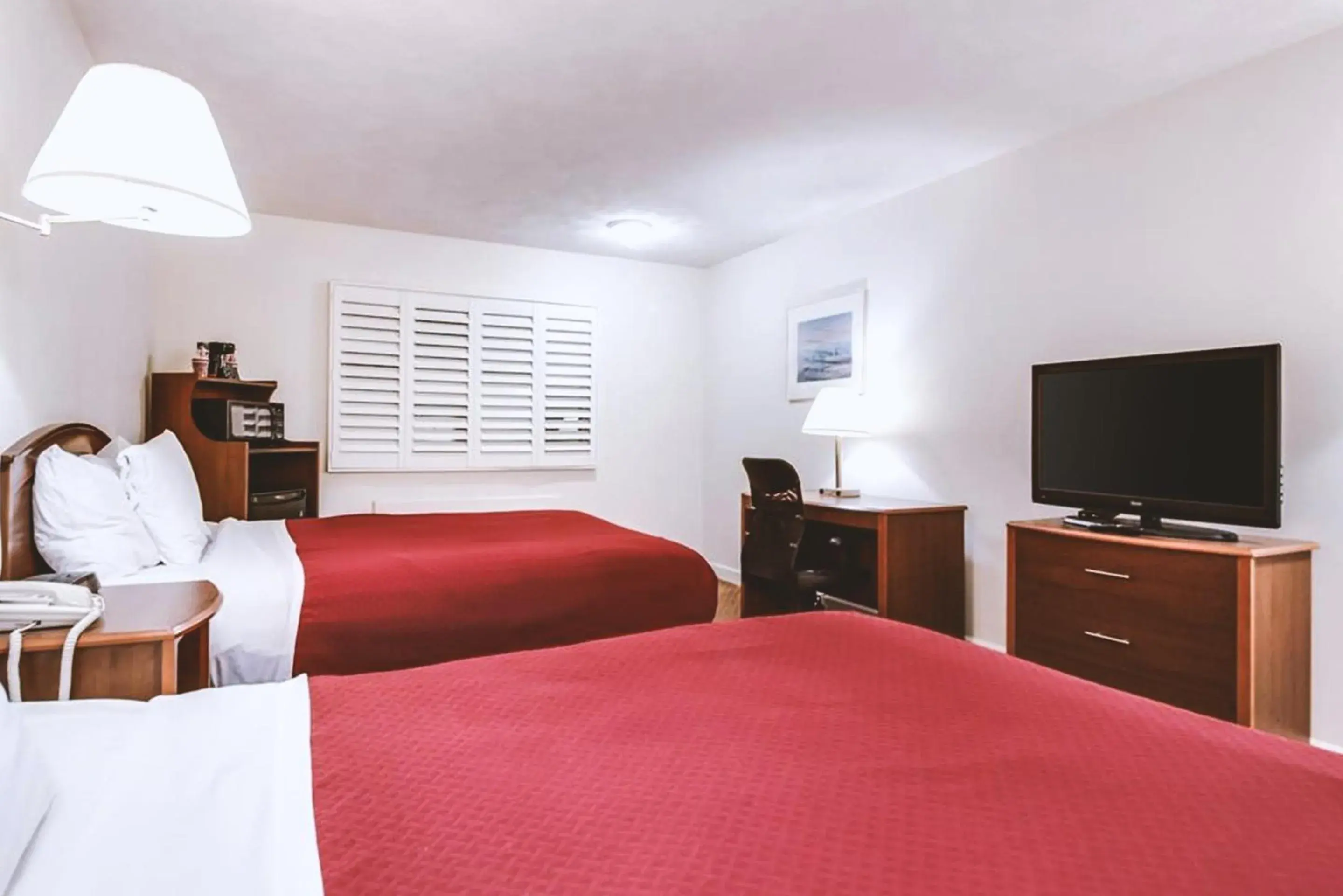 Bed in Sky-Palace Inn & Suites McCook