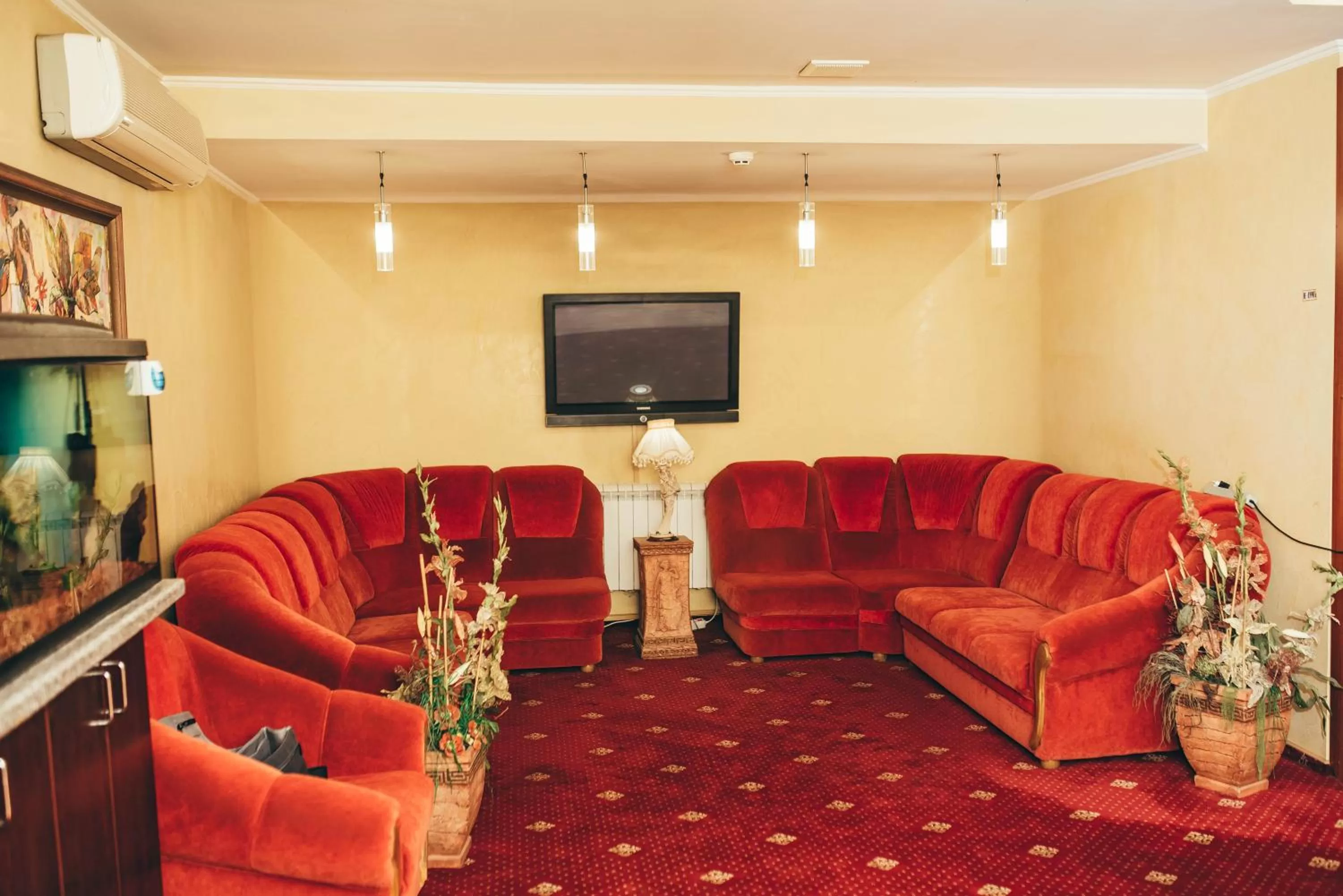 Lounge or bar in Lyube