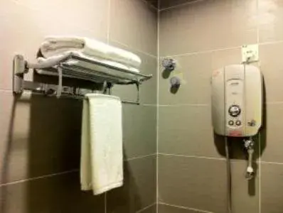 Bathroom in The Regency Garden Hotel