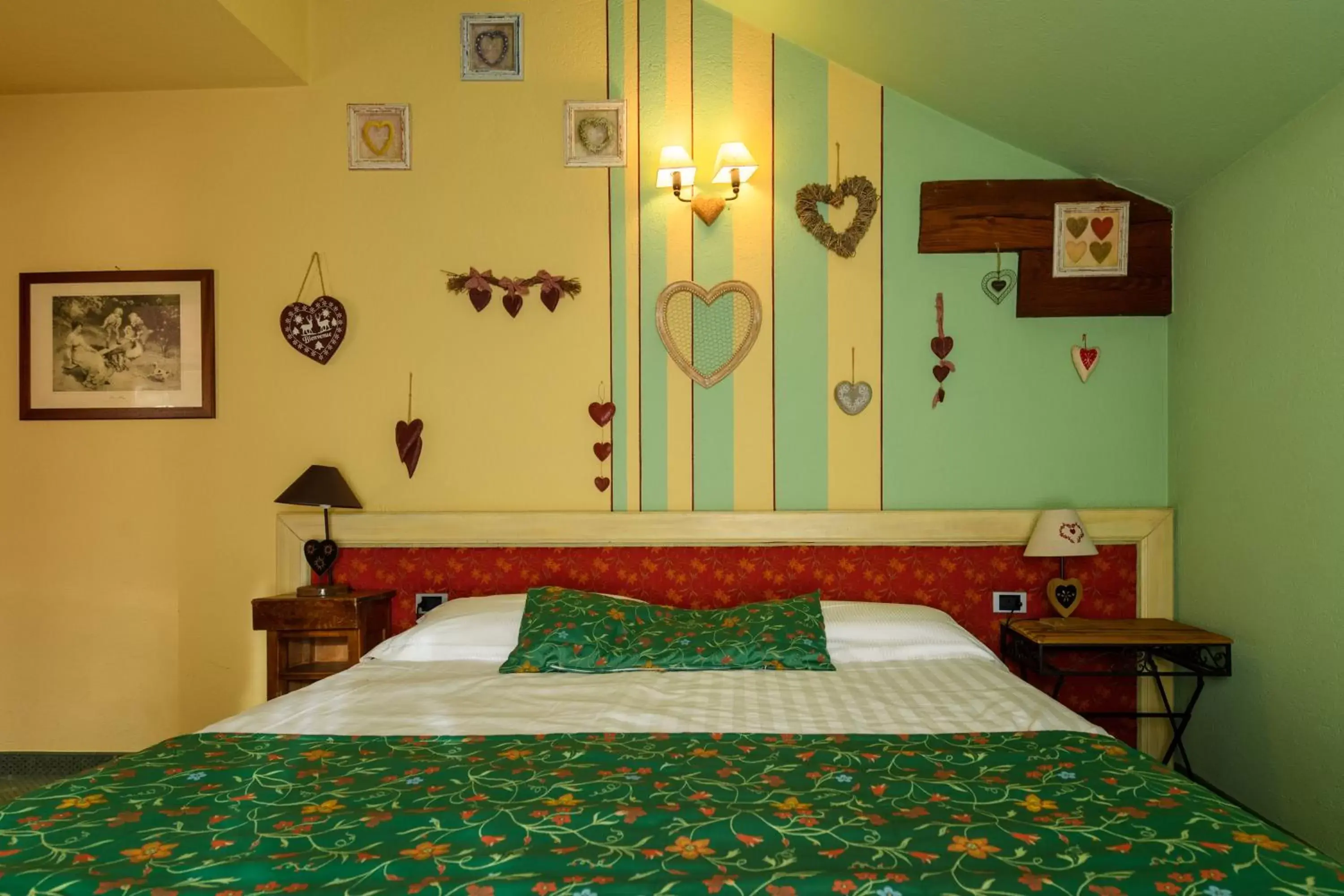 Bedroom in Hotel Chalet La Meridiana