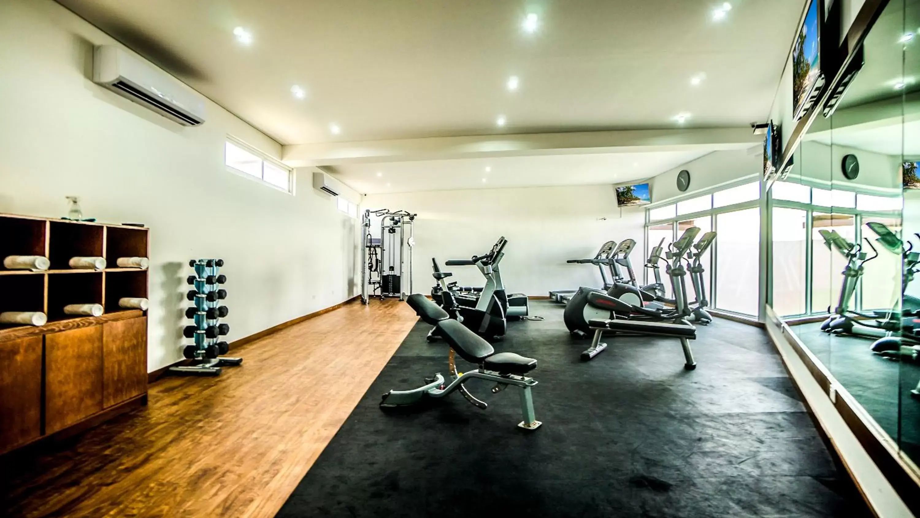 Fitness centre/facilities, Fitness Center/Facilities in The Elements Oceanfront & Beachside Condo Hotel