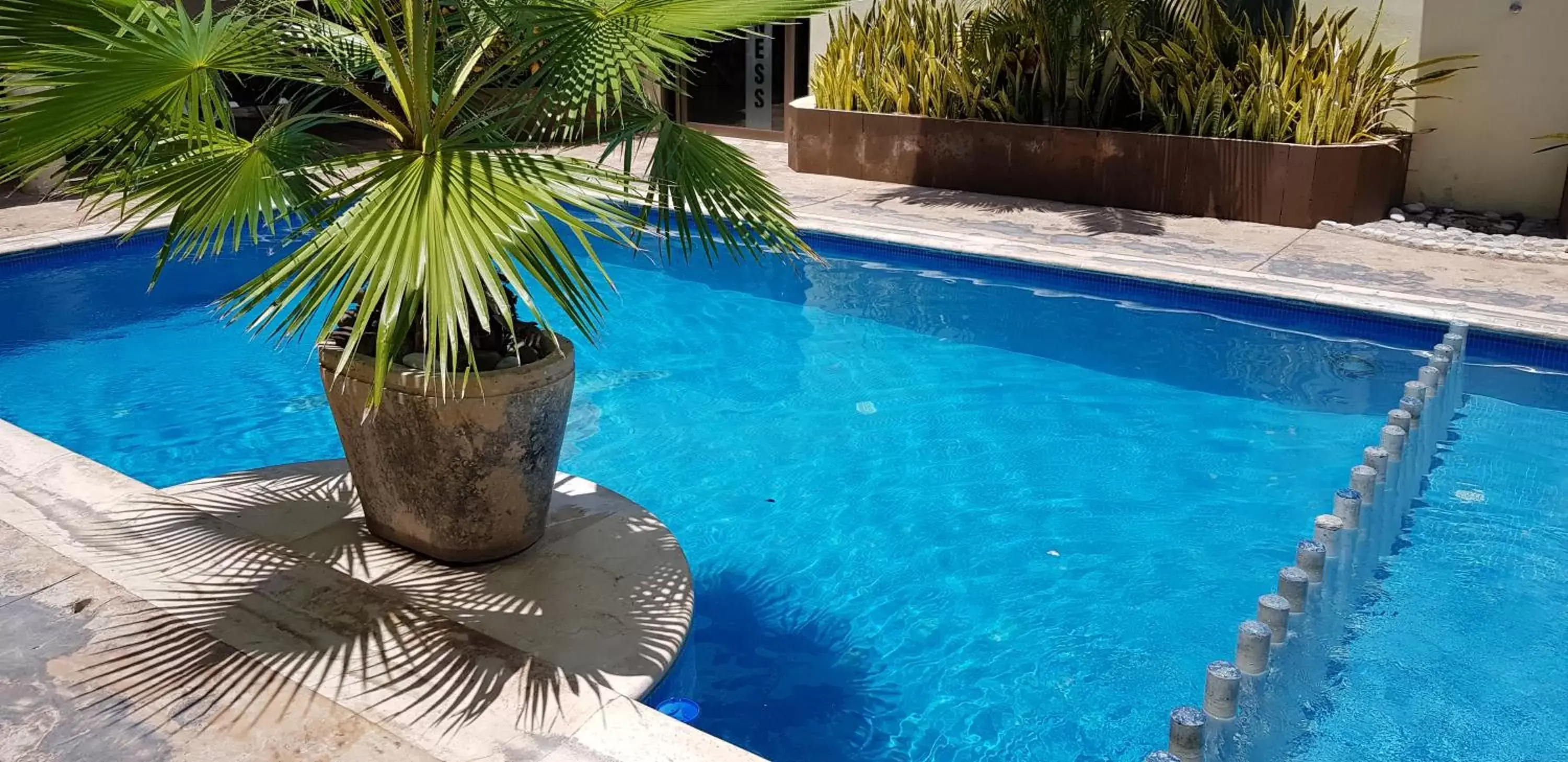 Swimming Pool in Hotel Dubrovnik