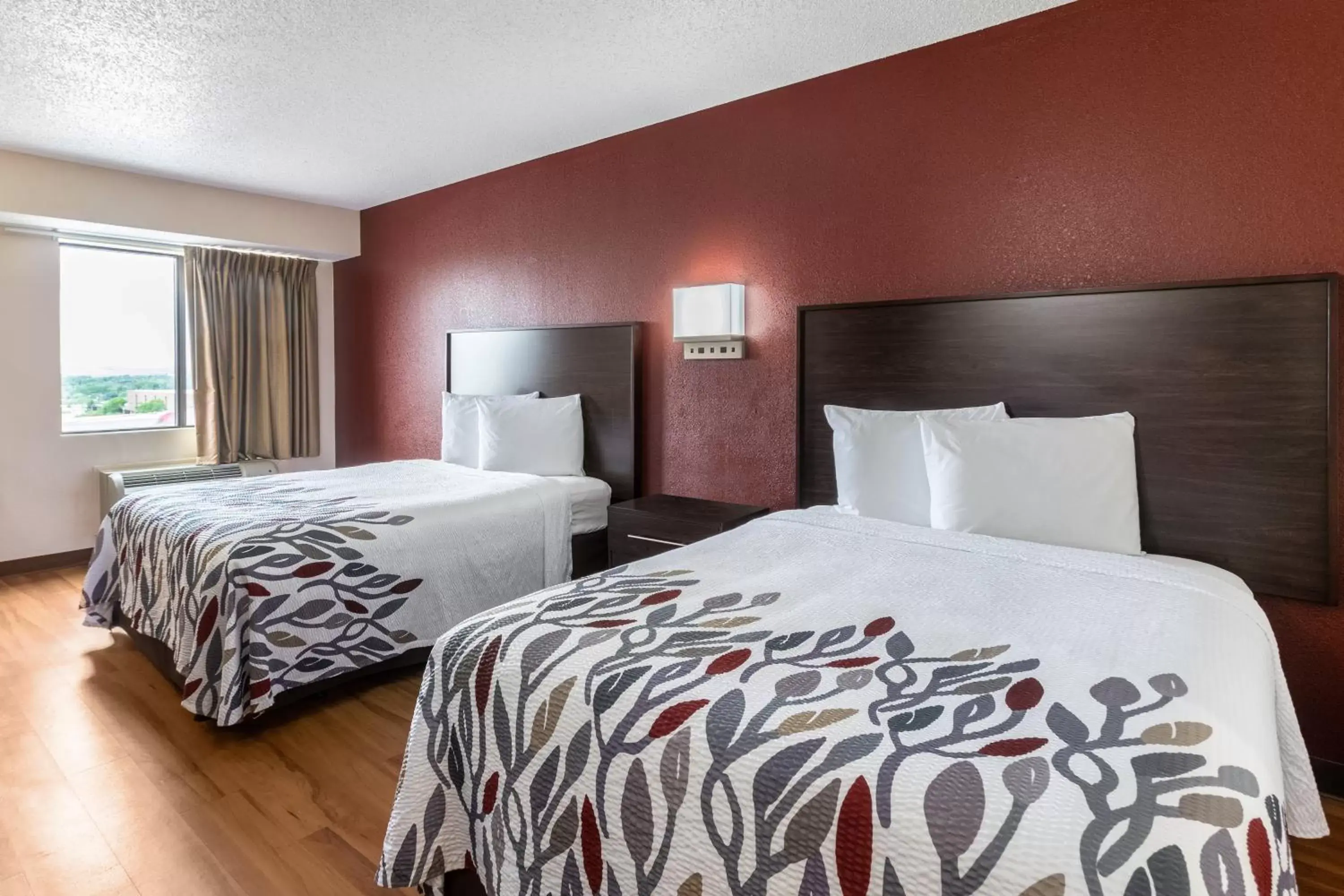 Bedroom, Bed in Red Roof Inn El Paso West