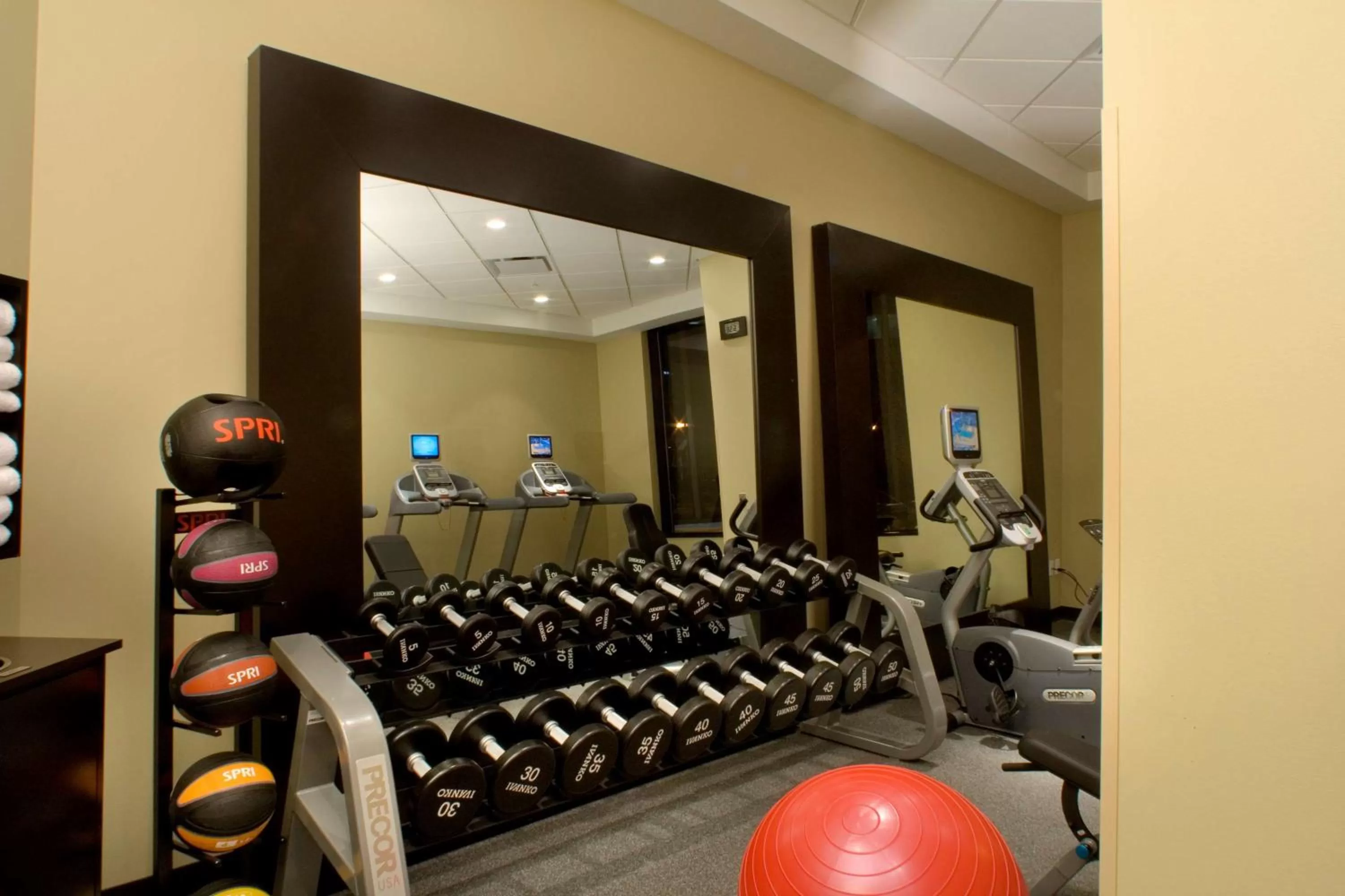 Fitness centre/facilities in Hilton Garden Inn Minneapolis Downtown