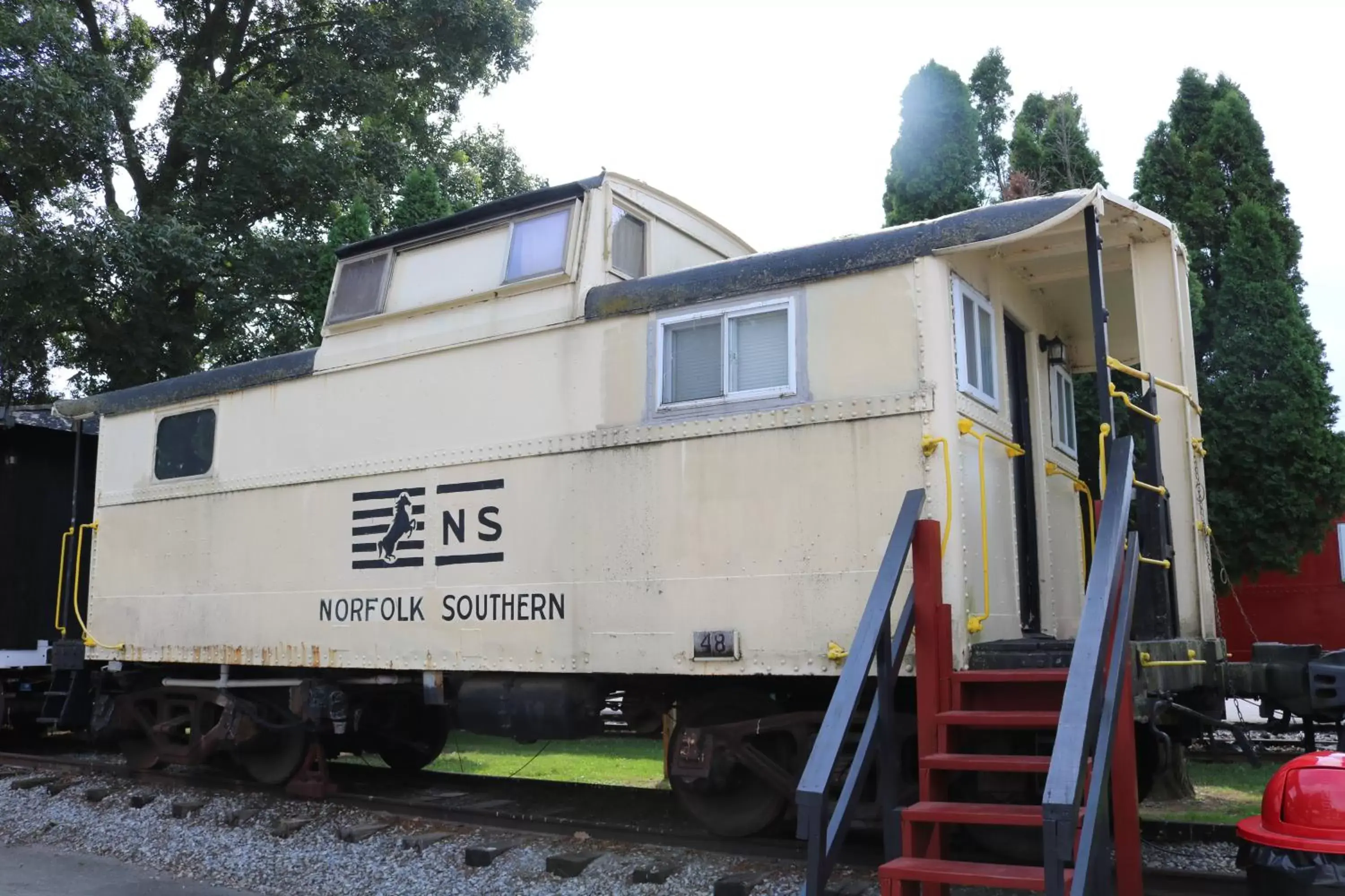 Red Caboose Motel & Restaurant