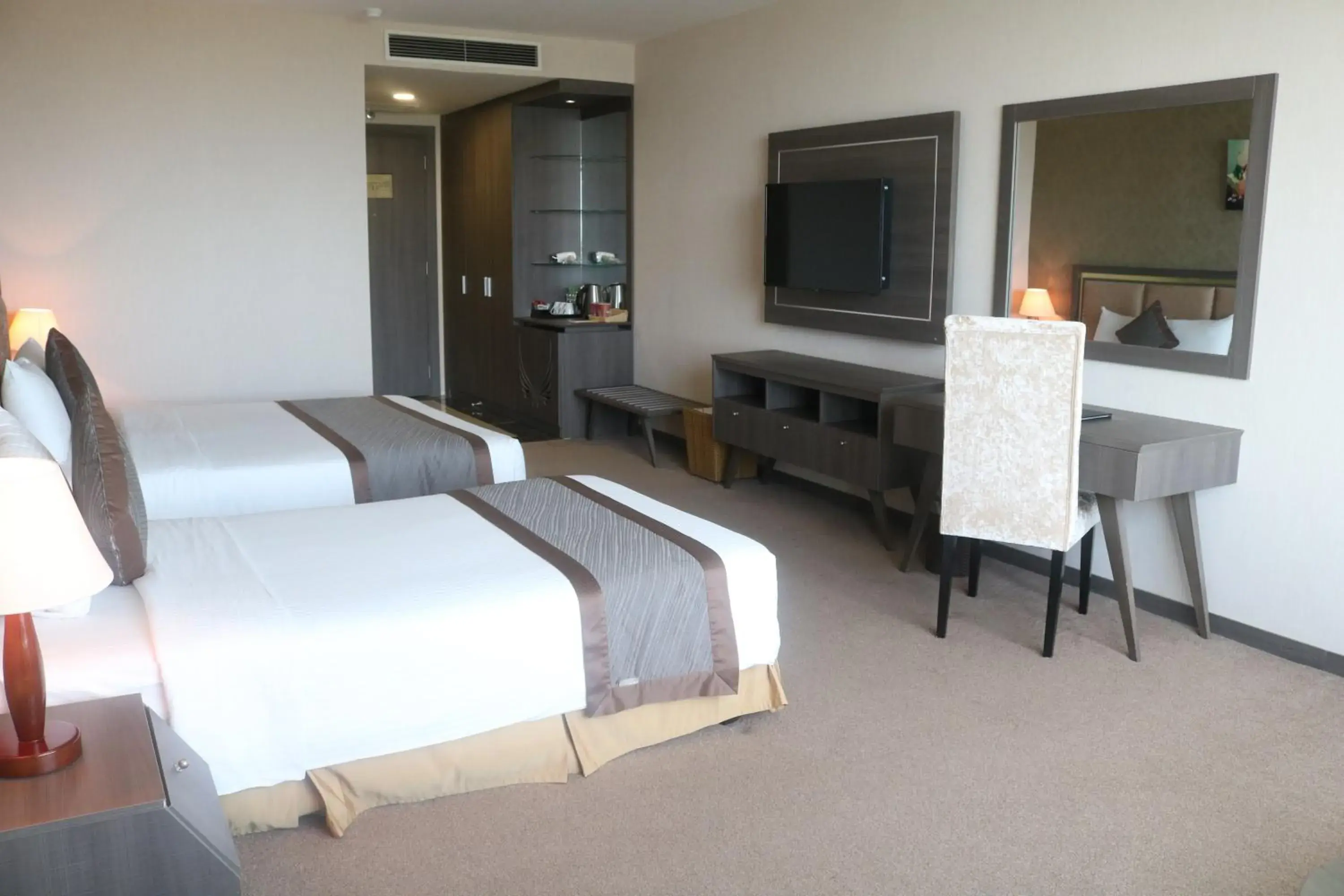 Photo of the whole room, Bed in Muong Thanh Luxury Can Tho Hotel