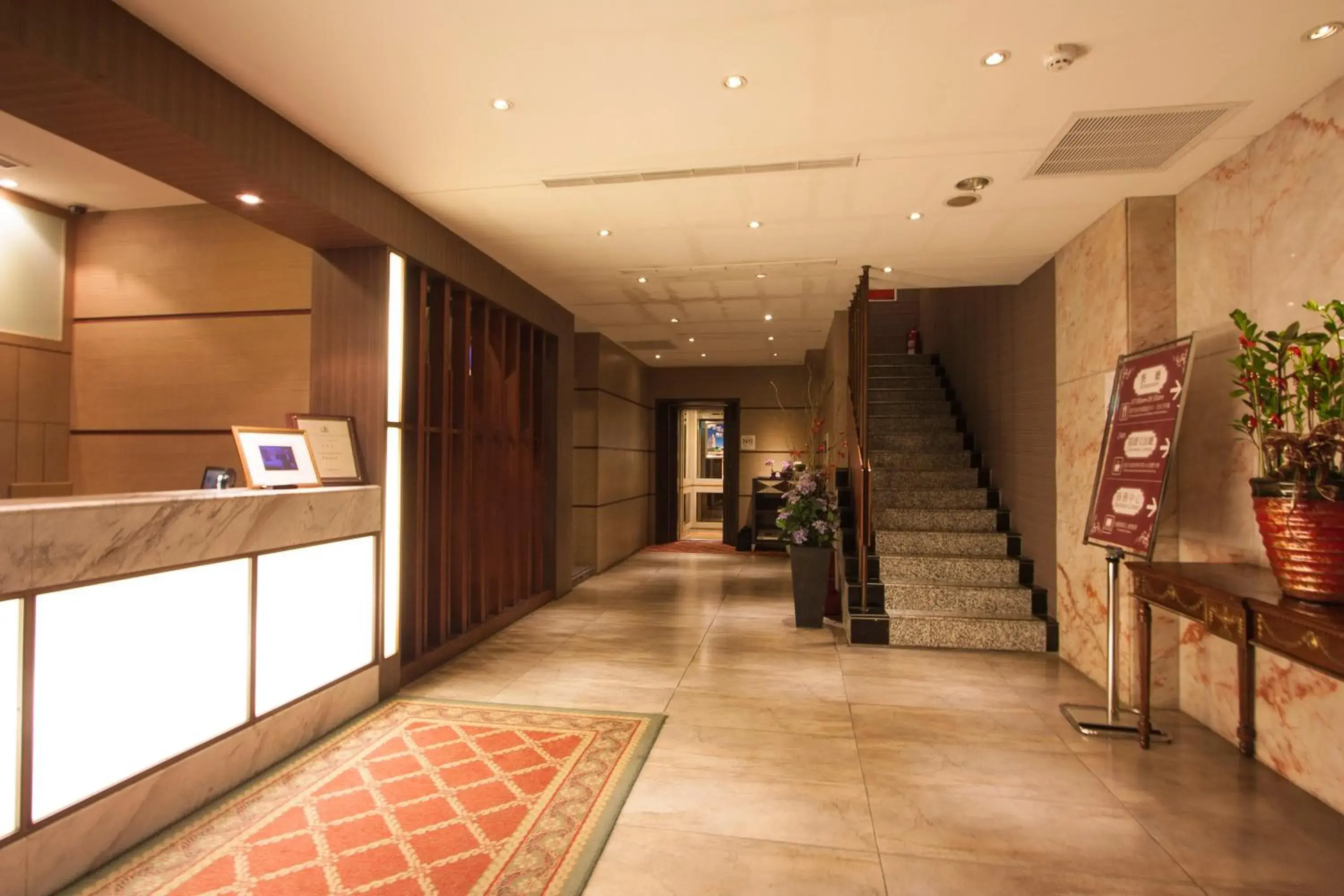 Lobby or reception, Lobby/Reception in Erin Hotel