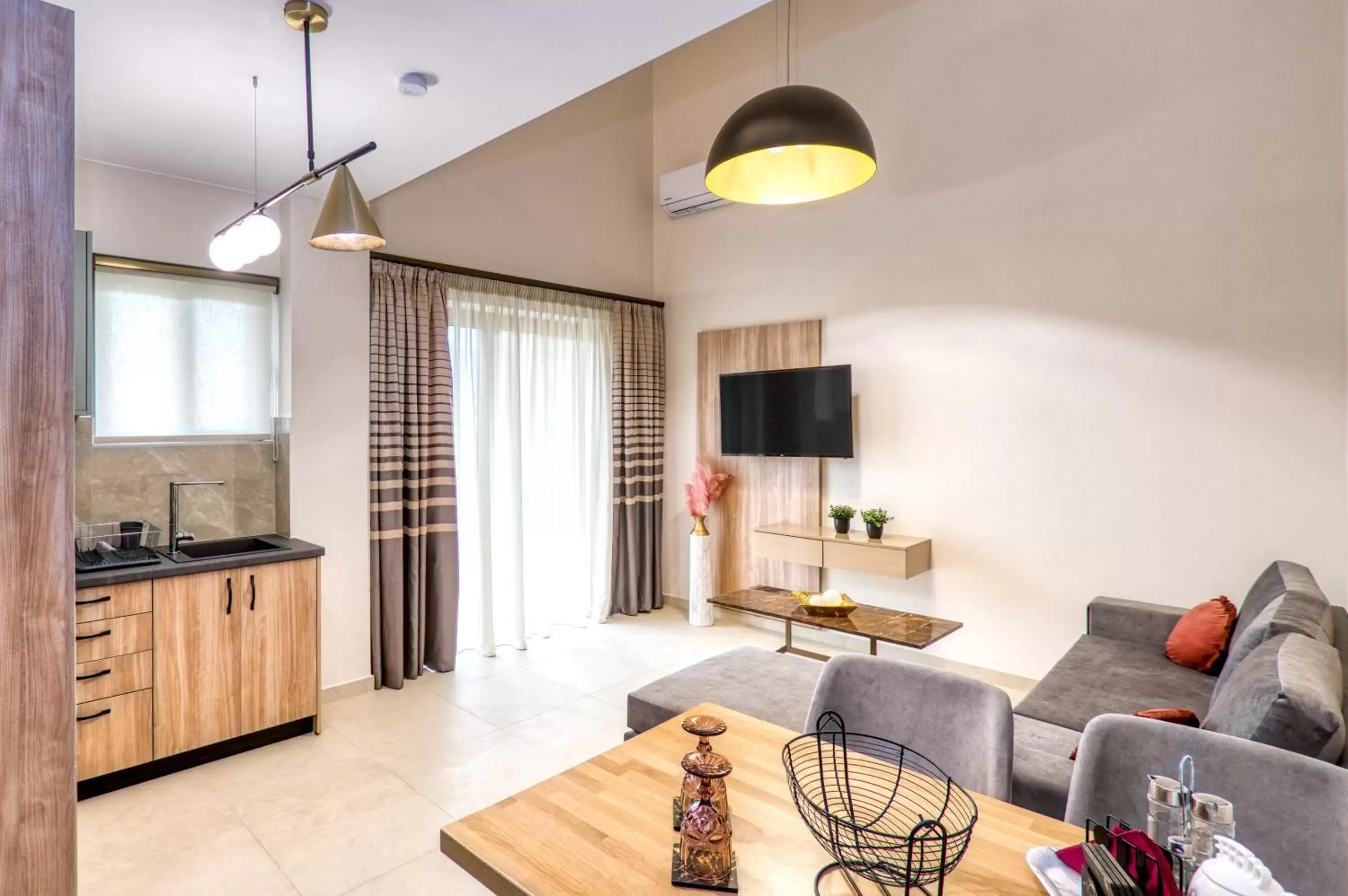 Suite-Split Level with Mountain View in Sapphire Horizon Suites Suite-Split Level with Mountain View in Sapphire Horizon Suites