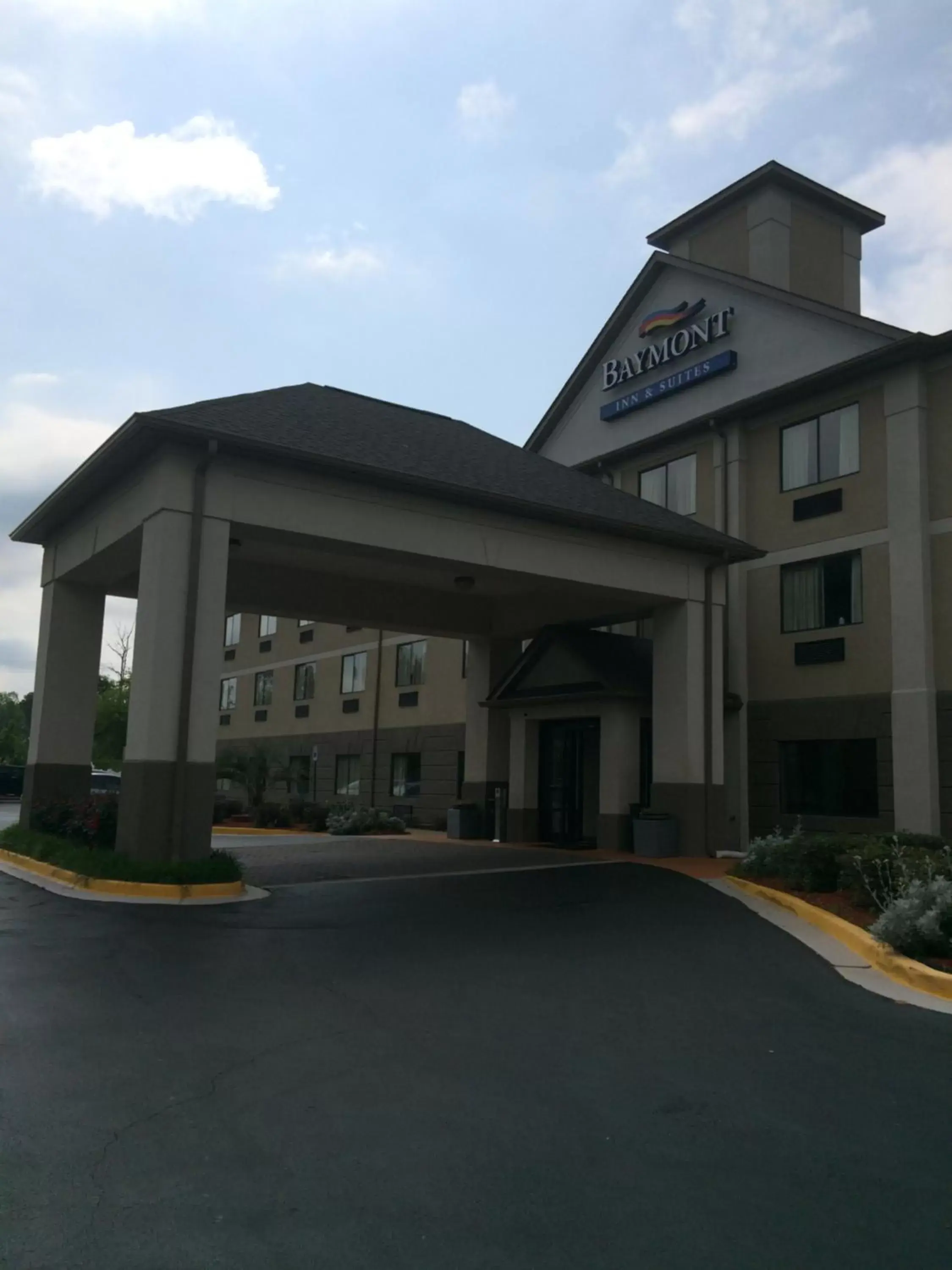 Facade/entrance, Property Building in Baymont by Wyndham Columbia Fort Jackson