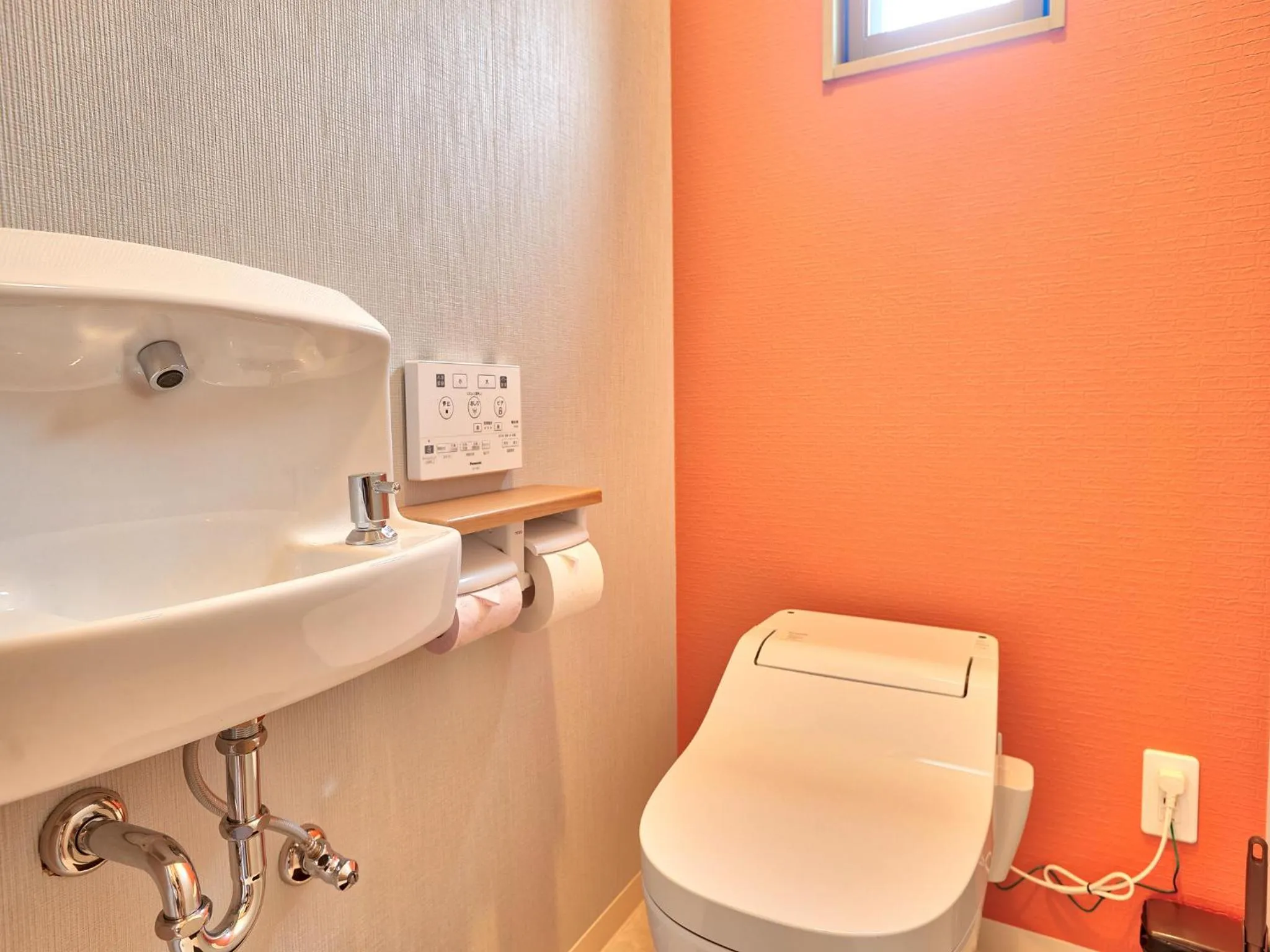 Toilet in Mango Resort Okinawa Chatan