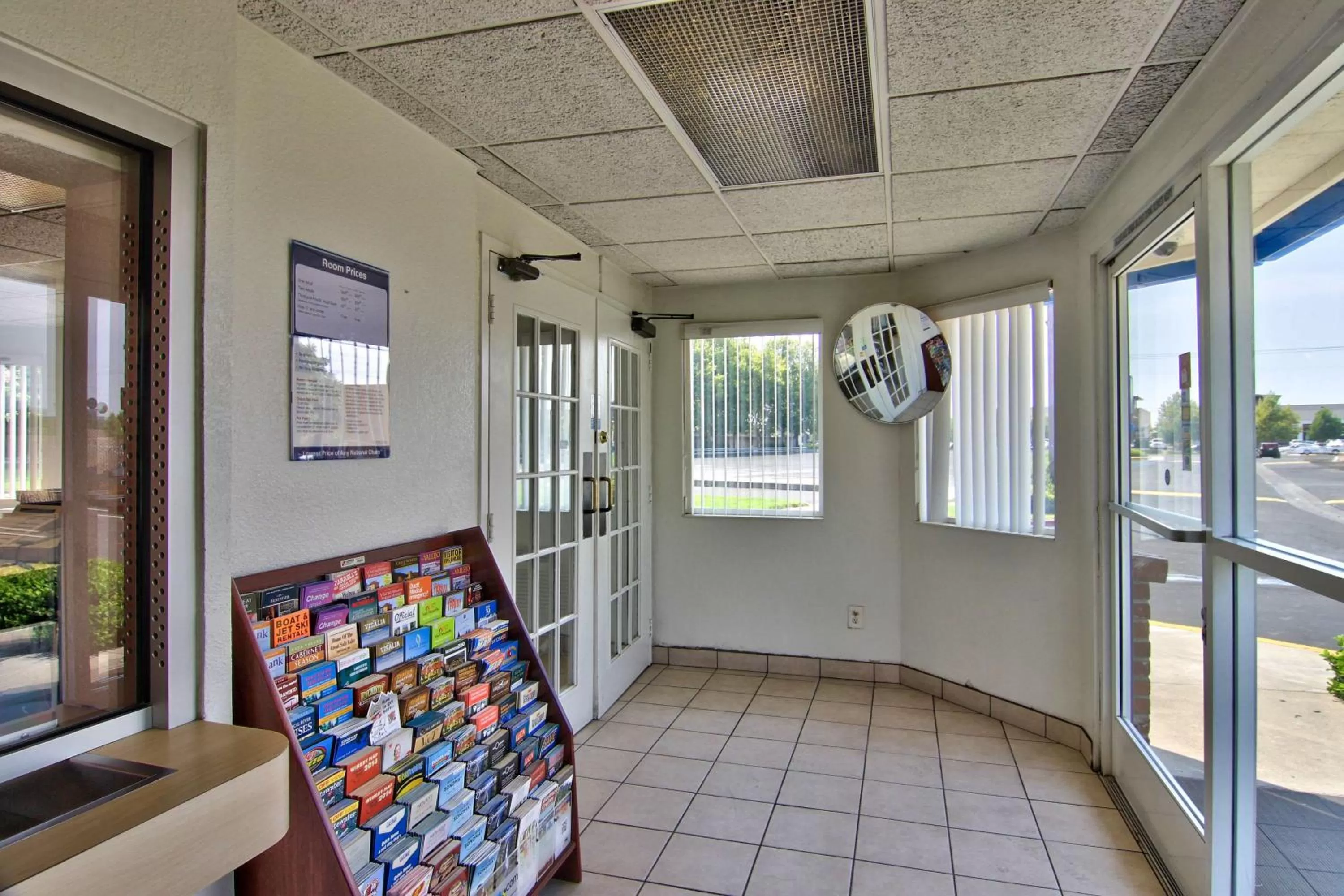 Facade/entrance in Motel 6-Sacramento, CA - South Sacramento and Elk Grove